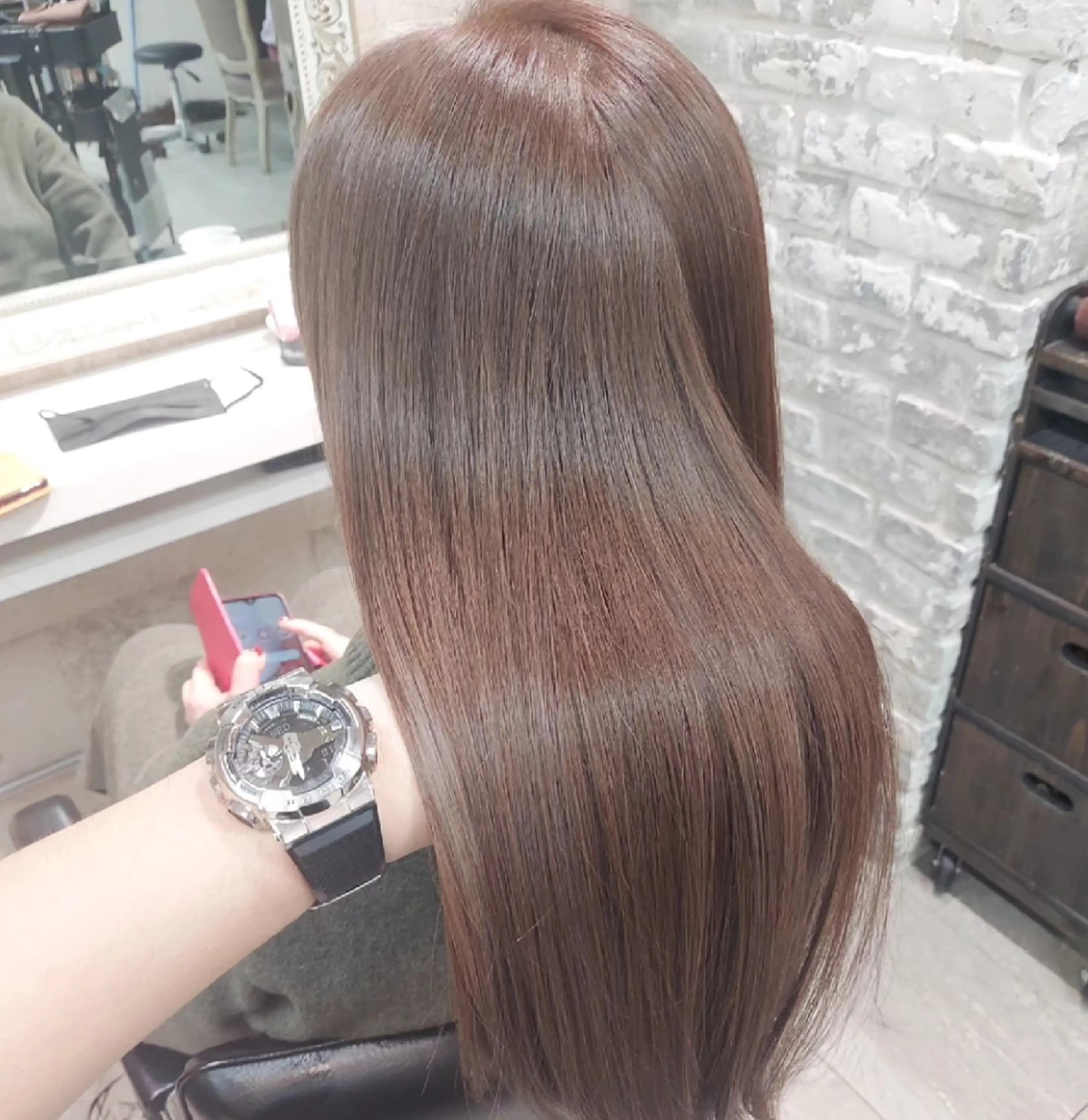 ロング カラー アッシュ ベージュカラー ヘアカラー トリートメント ブリーチ・ハイトーン 特化🎉内山のヘアスタイル