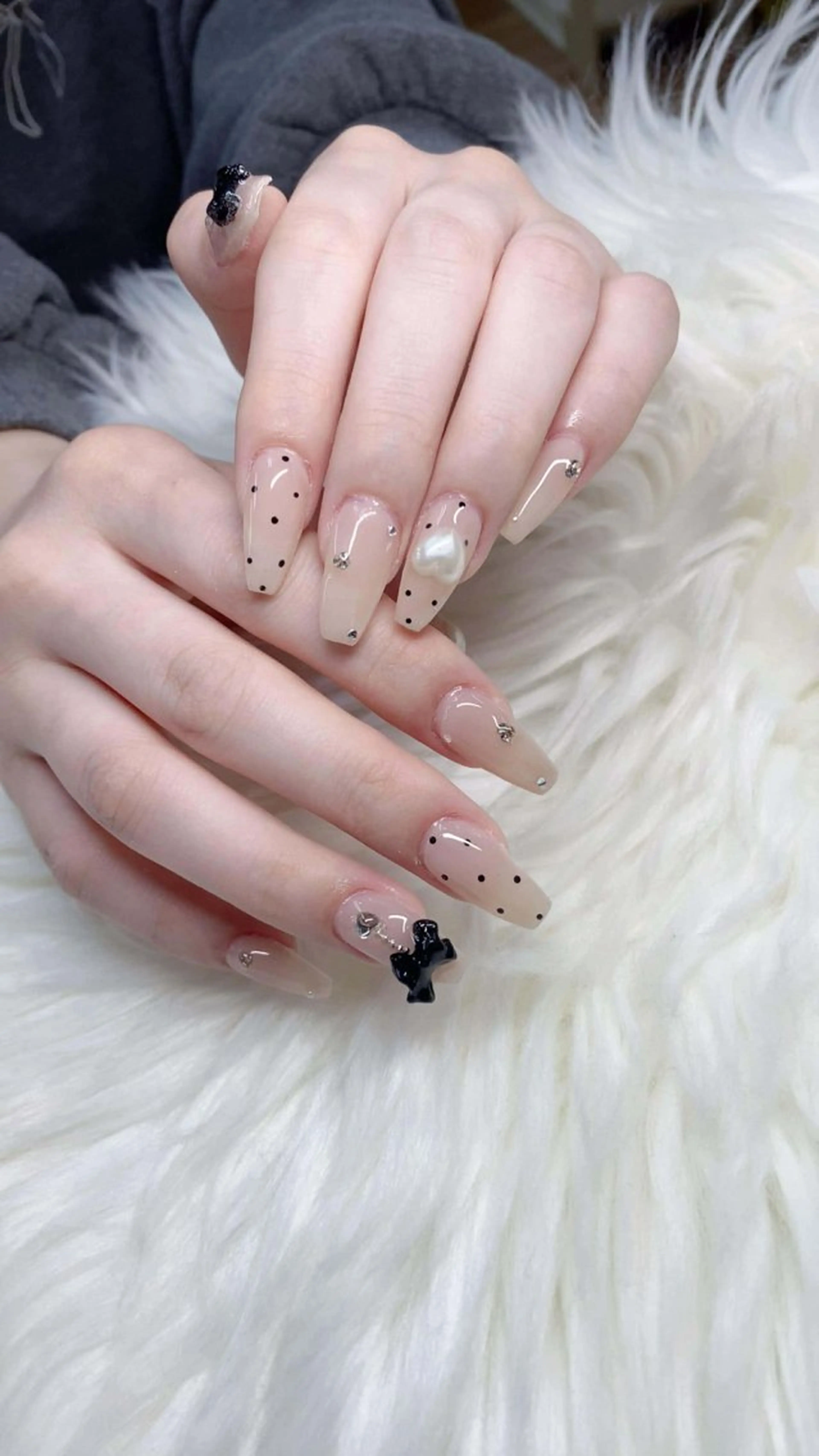 ネイル フレンチネイル 韓国ネイル マグネットネイル ニュアンスネイル オフィスネイル ハンドネイル Ha Nailのネイルデザイン