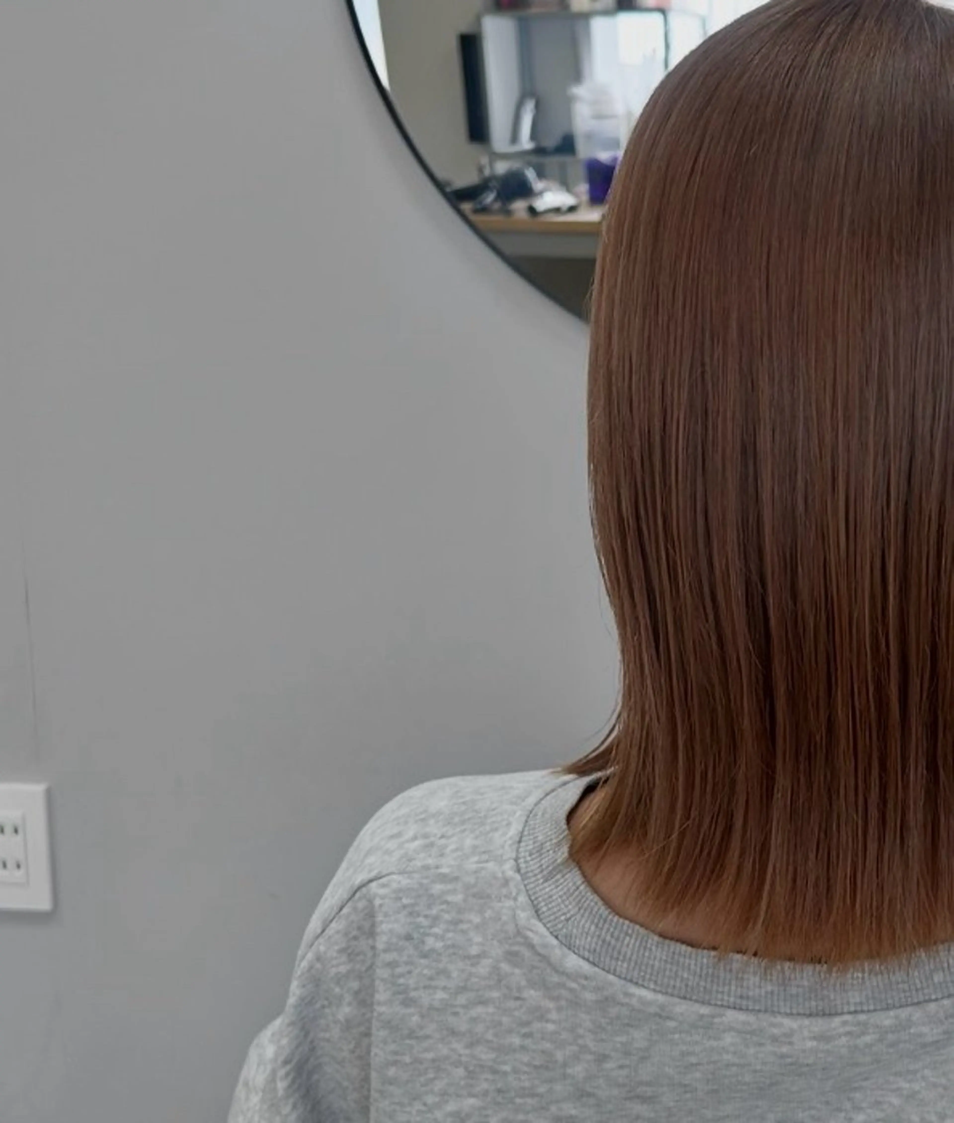 ミディアム カラー ブリーチ ブラウンカラー ハイライトカラー ハイライト 縮毛矯正 ヘアカラー to kiのヘアスタイル