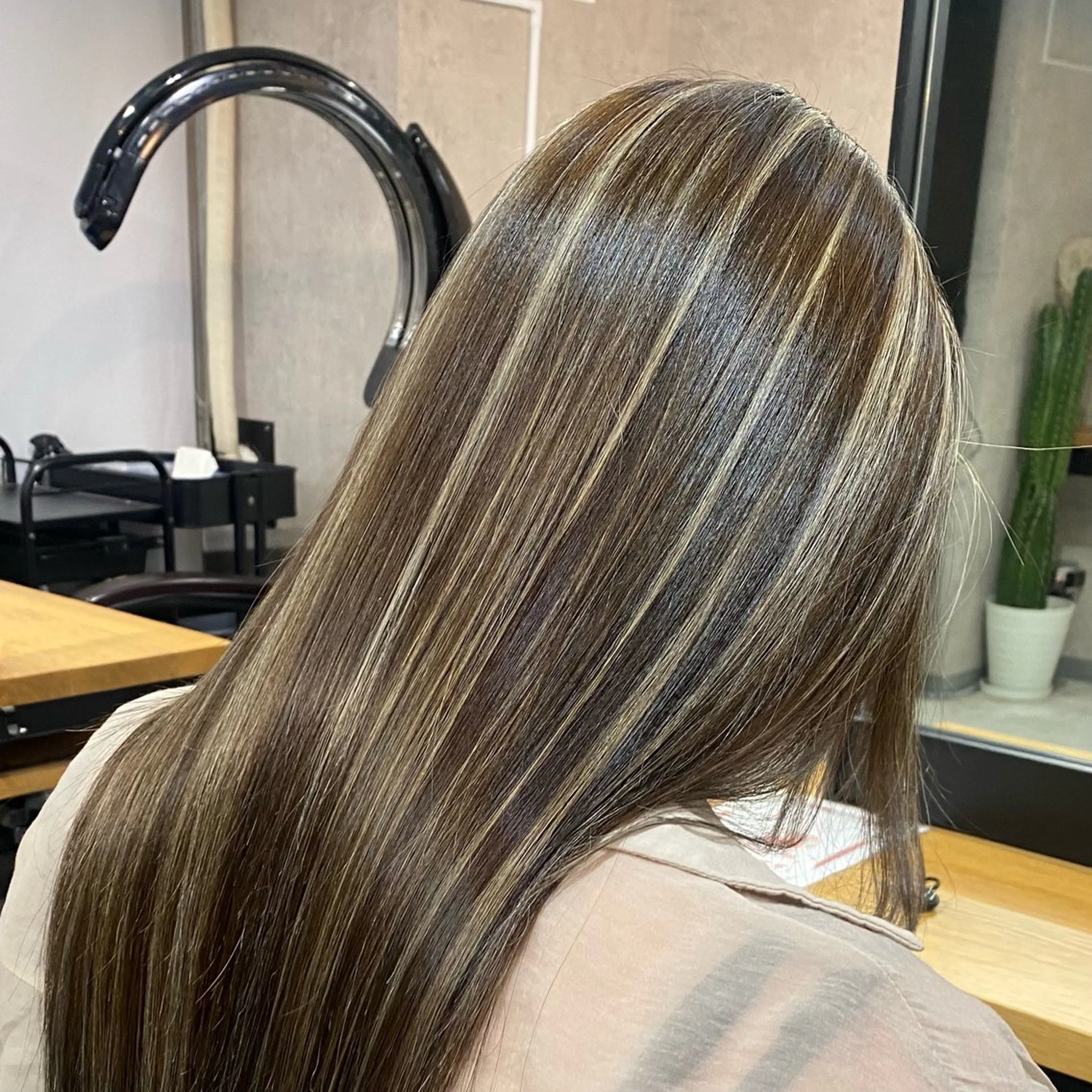 ロング カラー 矢島颯哉/ハイトーン ブリーチカラー💎のヘアスタイル