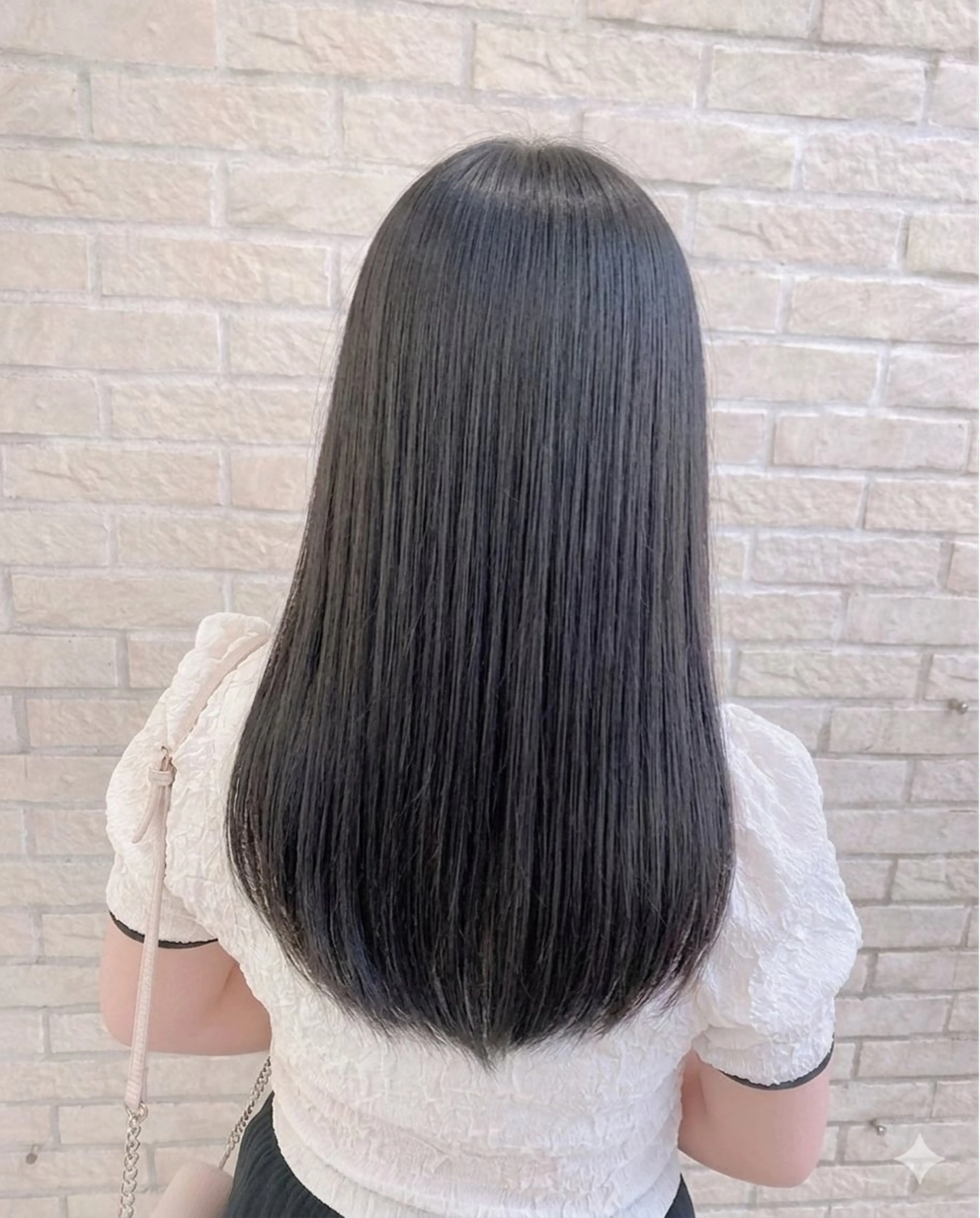 🩶ᩚ透明感アッシュカラー🩶ᩚ＋うるツヤTR✨️＋垢抜けアイブロウ👀の写真