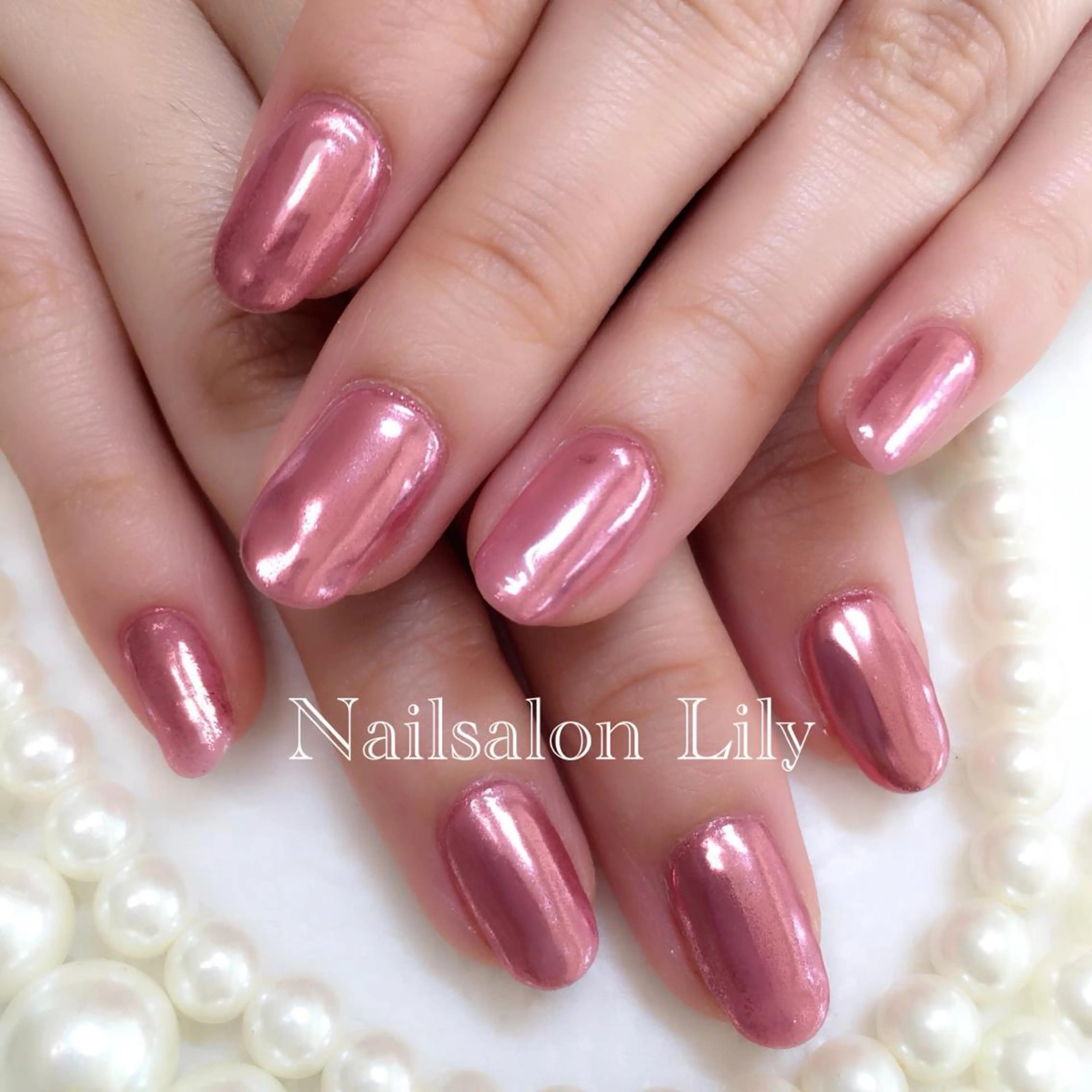 ネイル ミラーネイル Lily*nail 🌻Mii🌻のネイルデザイン