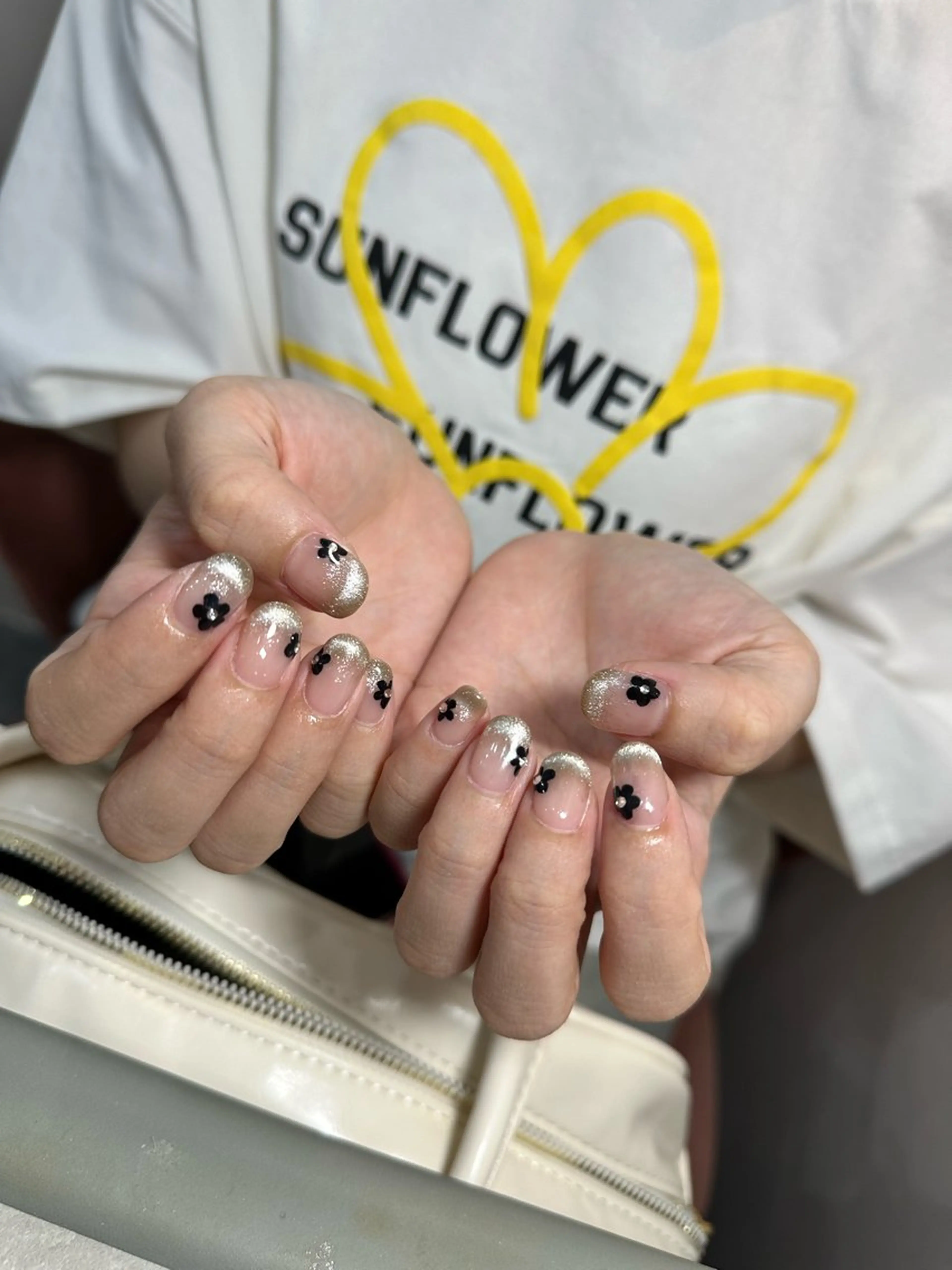 ネイル LAVISH nanamiのネイルデザイン