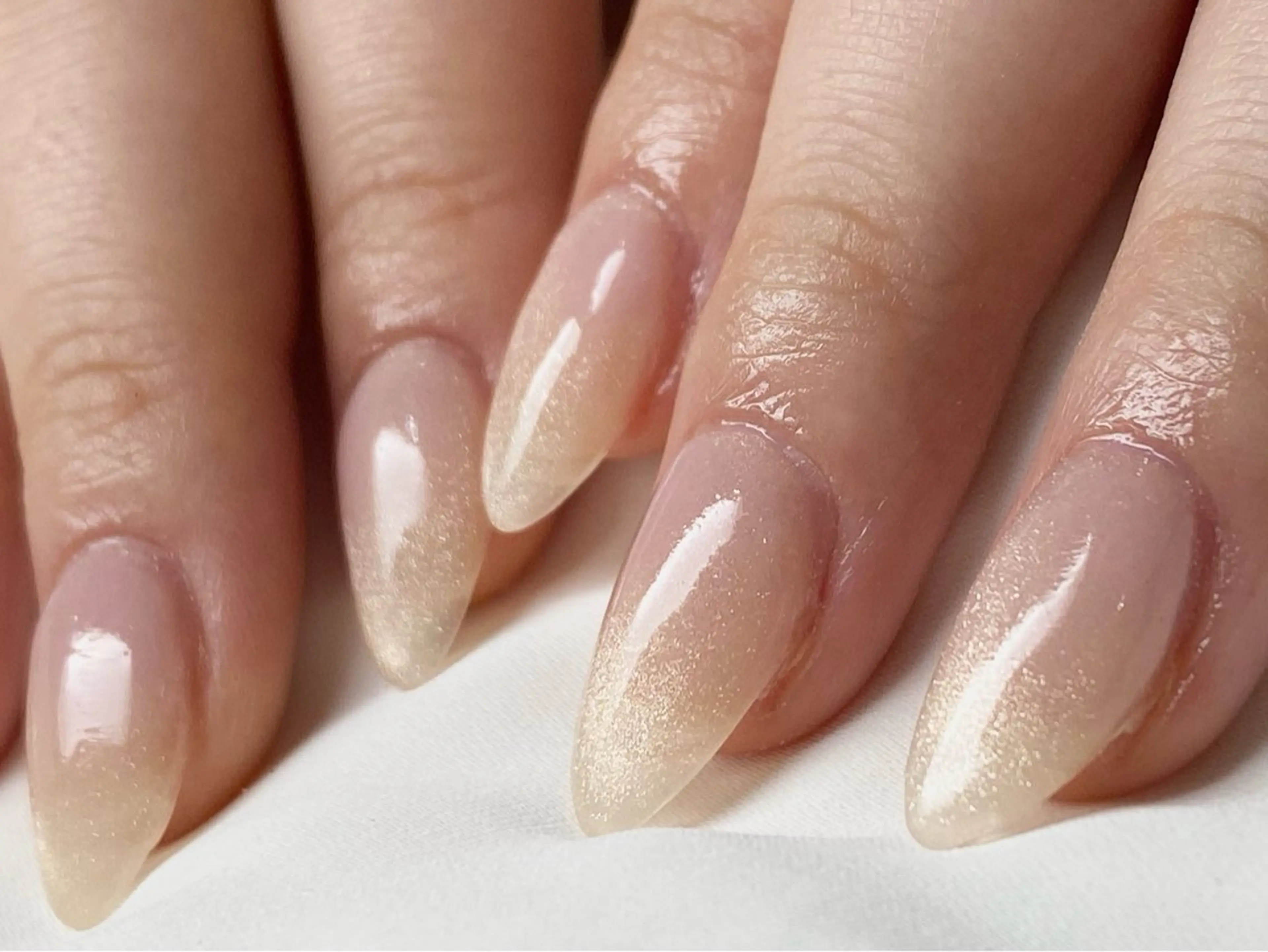 ネイル 持ち込み ハンドネイル 渋谷/4週間取れない フィルイン/パラのネイルデザイン