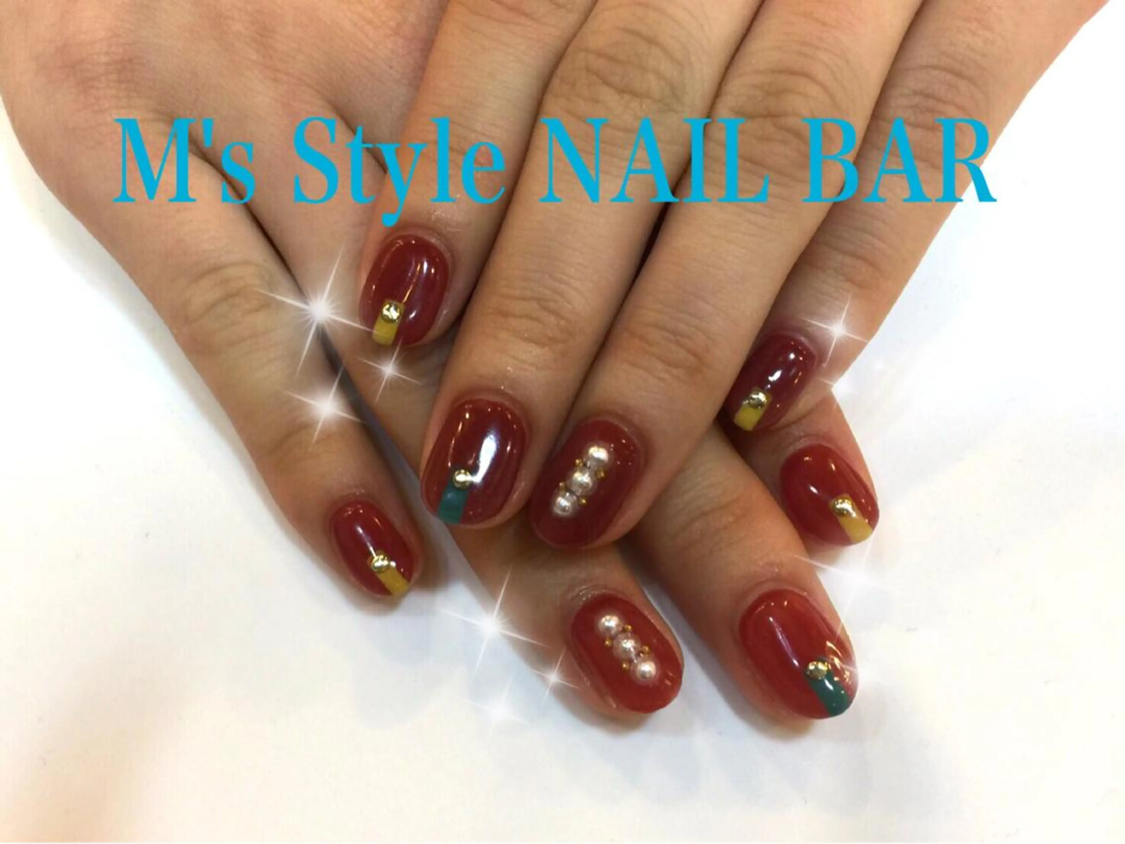 ネイル ブラウン グリーン 赤色 ハンドネイル M's Style NAIL BARのネイルデザイン