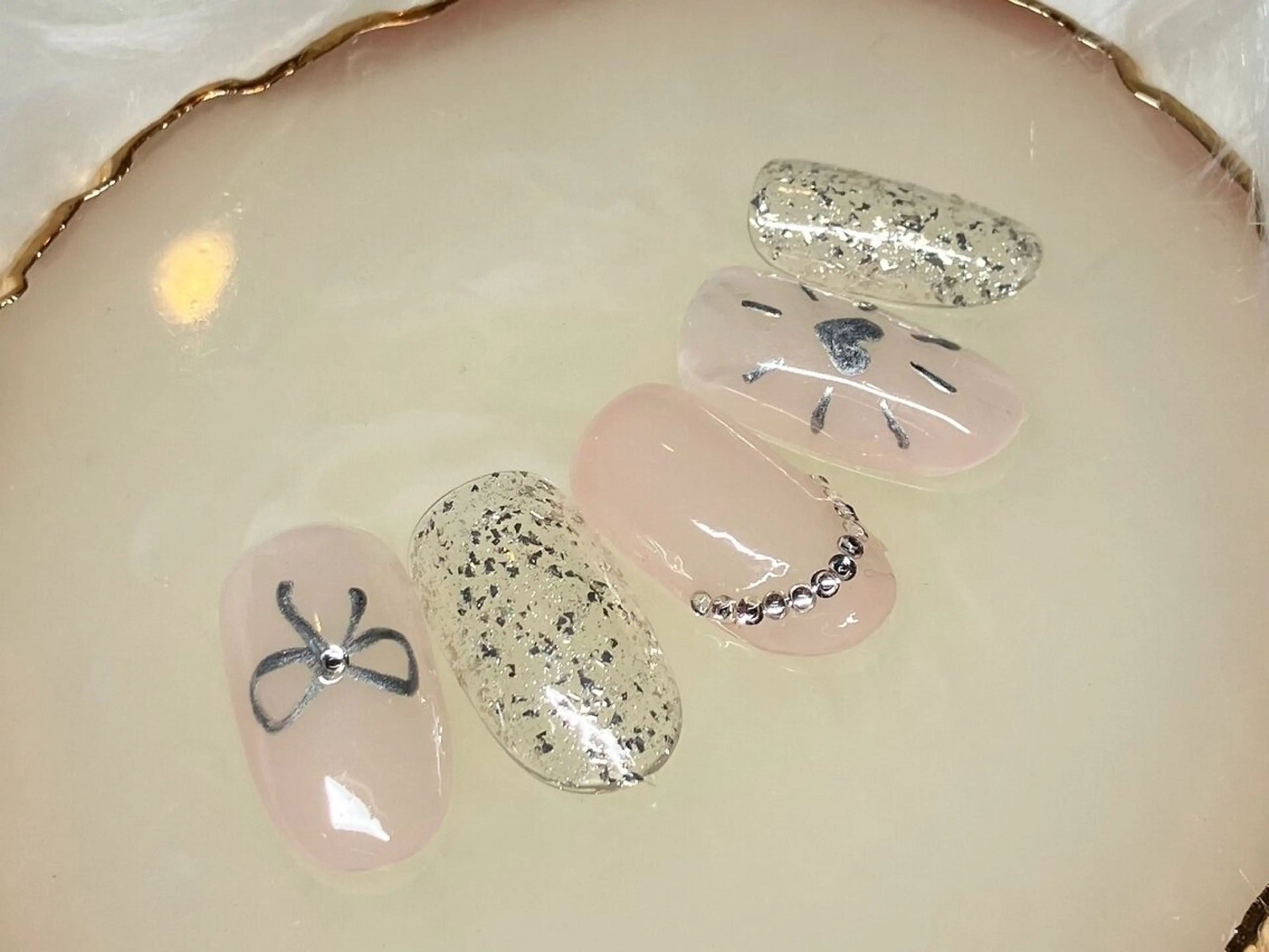 ネイル Ron's nail 笹岡のネイルデザイン