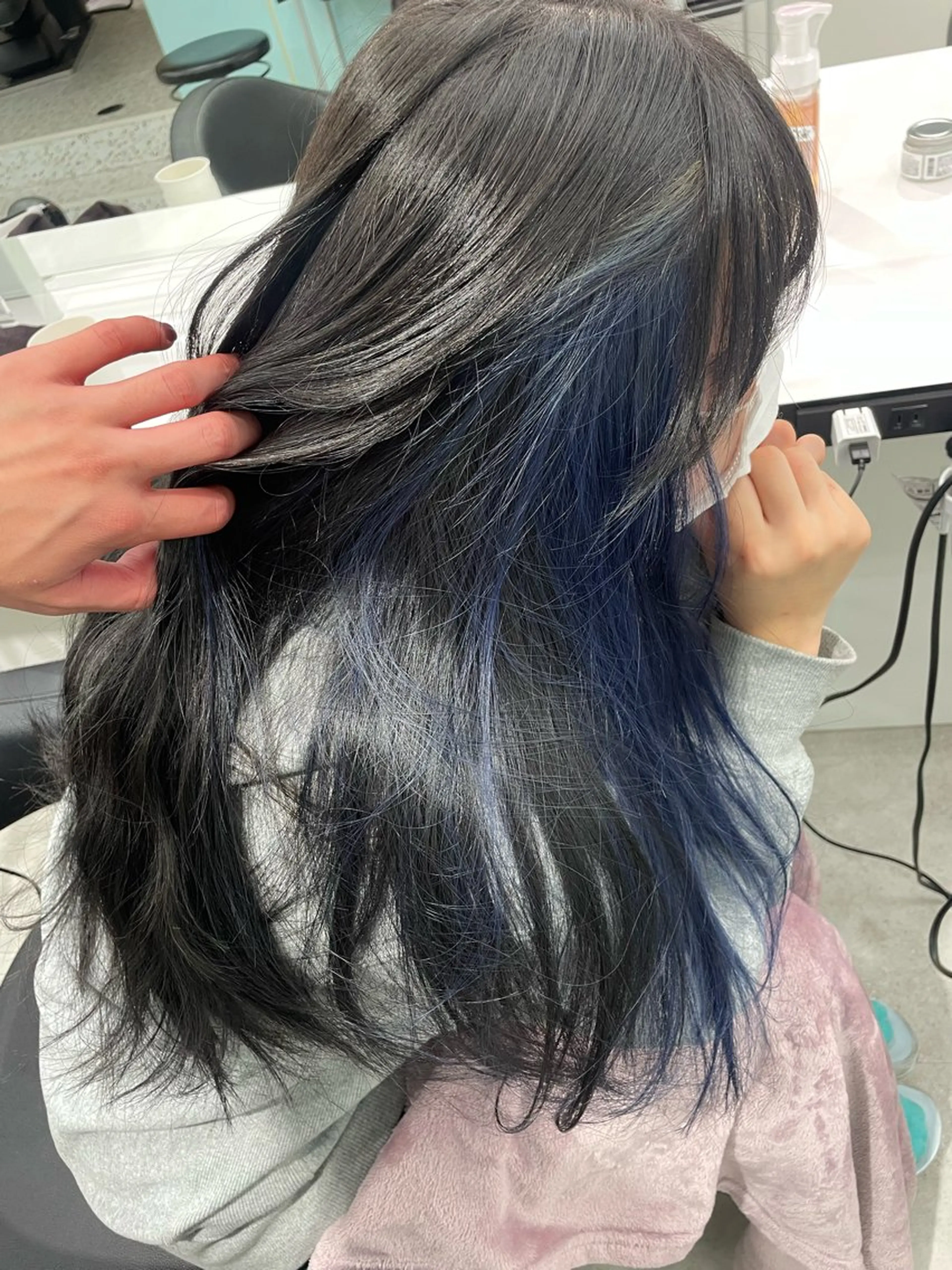 ロング カラー 履歴修正屋さん／ ブロンド／ホワイトのヘアスタイル