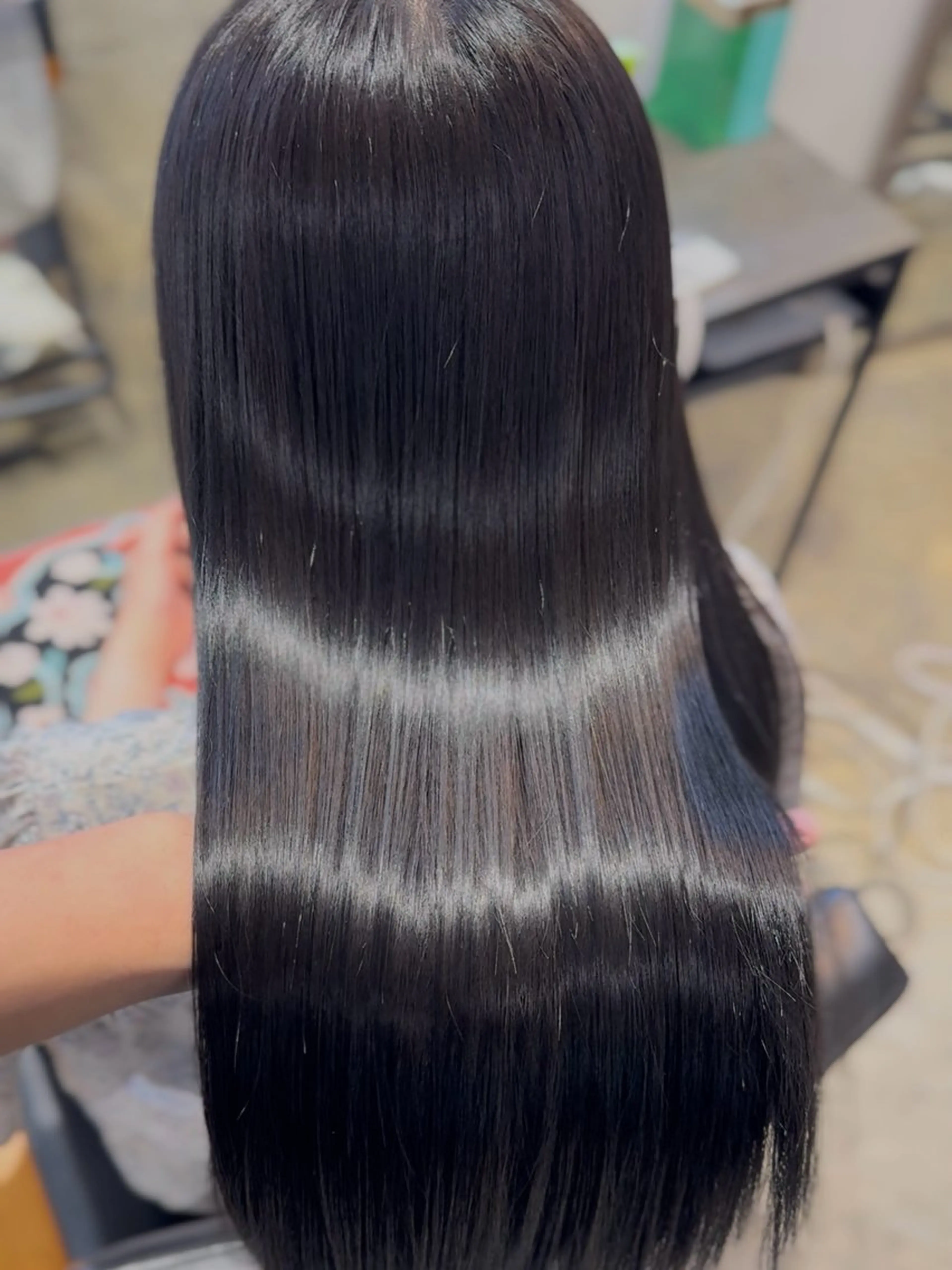 ロング カット 縮毛矯正 トリートメント レイヤーカット/透明 感カラー🐬永井瑠栞のヘアスタイル