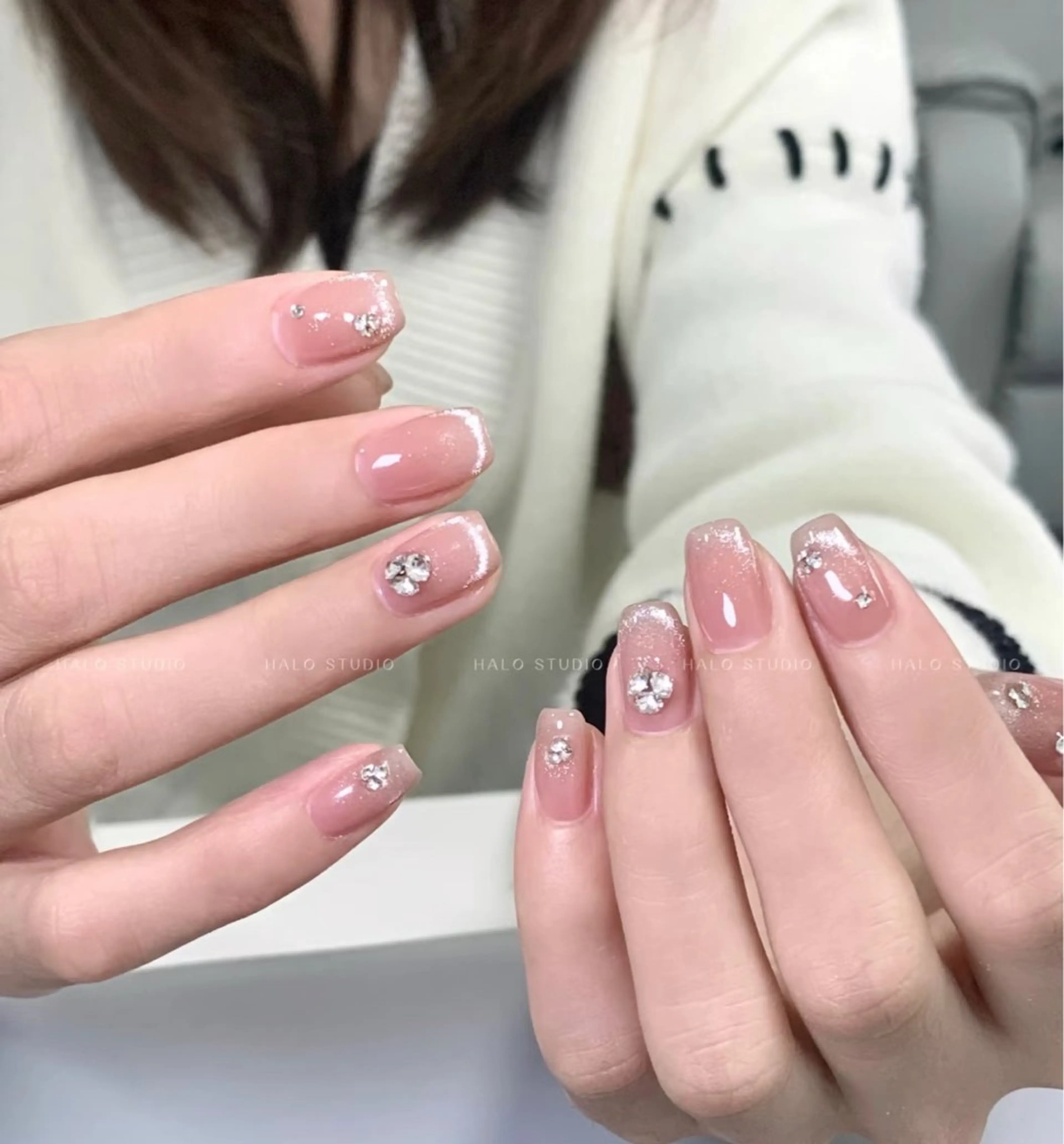 ネイル アートネイル オーロラネイル クリアネイル フレンチネイル ジェルネイル ハンドネイル 🎀Best Nail🎀のネイルデザイン