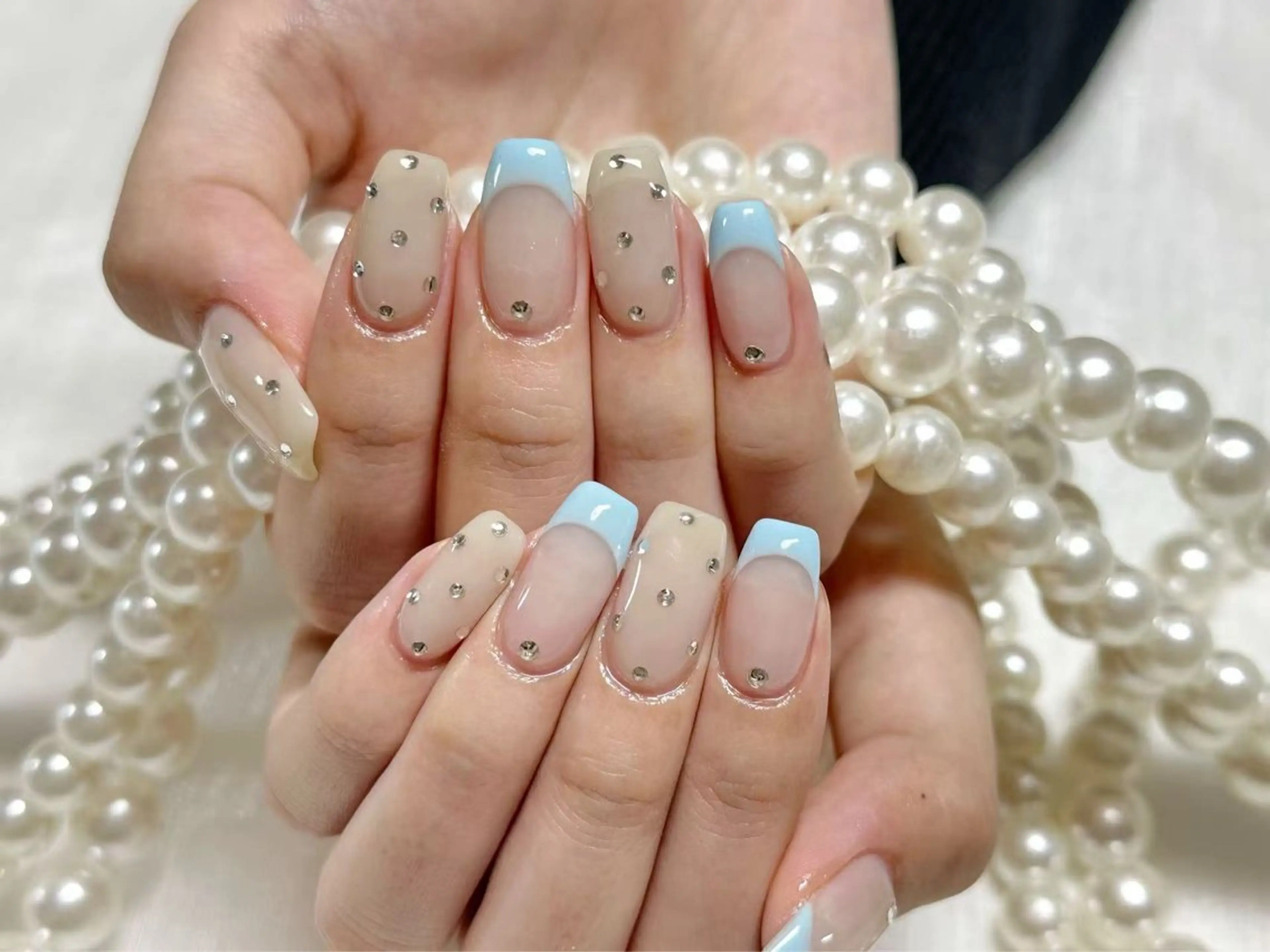 ネイル アートネイル クリアネイル 成人式 長さ出し フラッシュネイル かすみ ✨のネイルデザイン