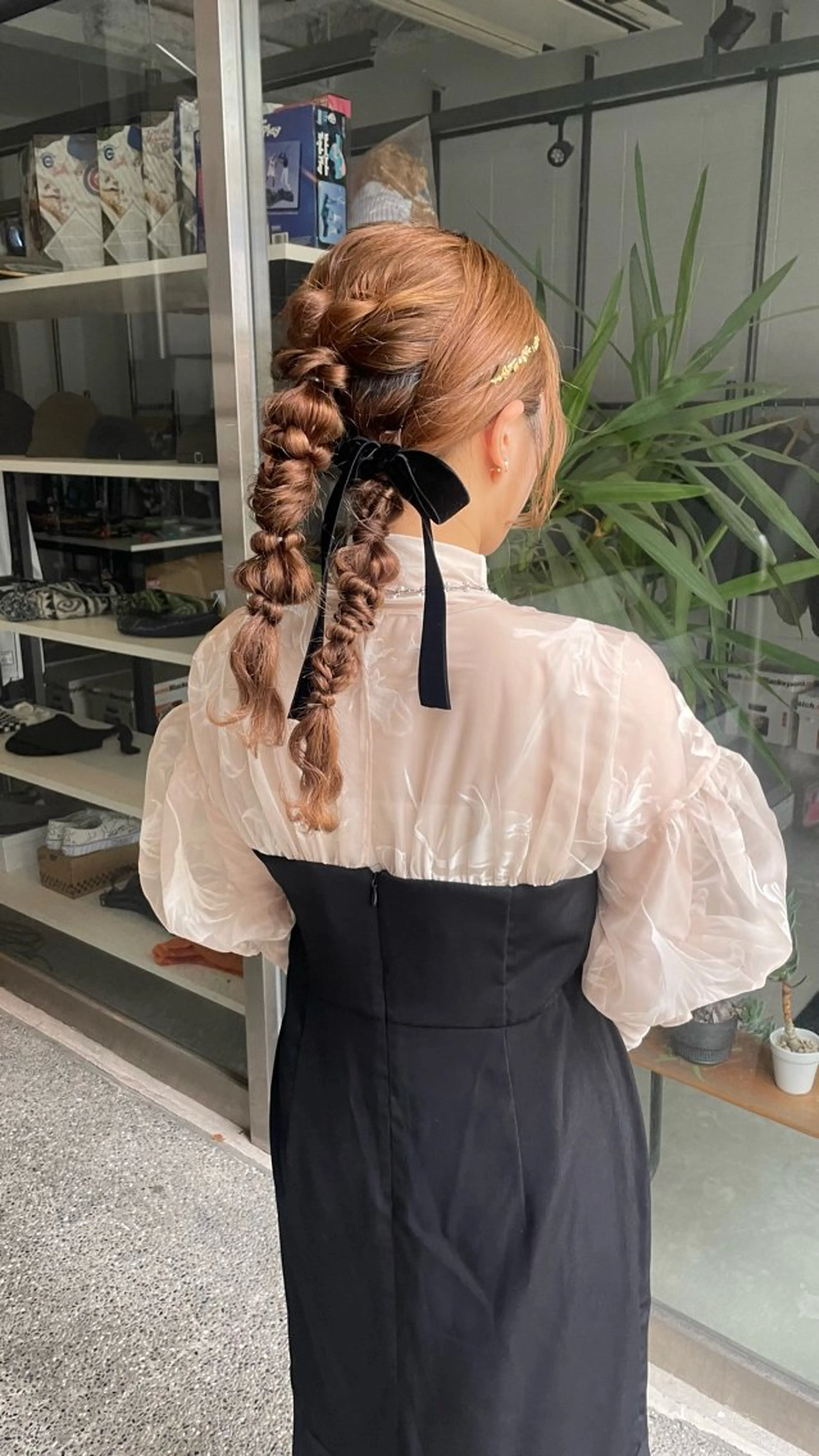 セミロング ヘアセット chic 渡辺 桃羽のヘアスタイル