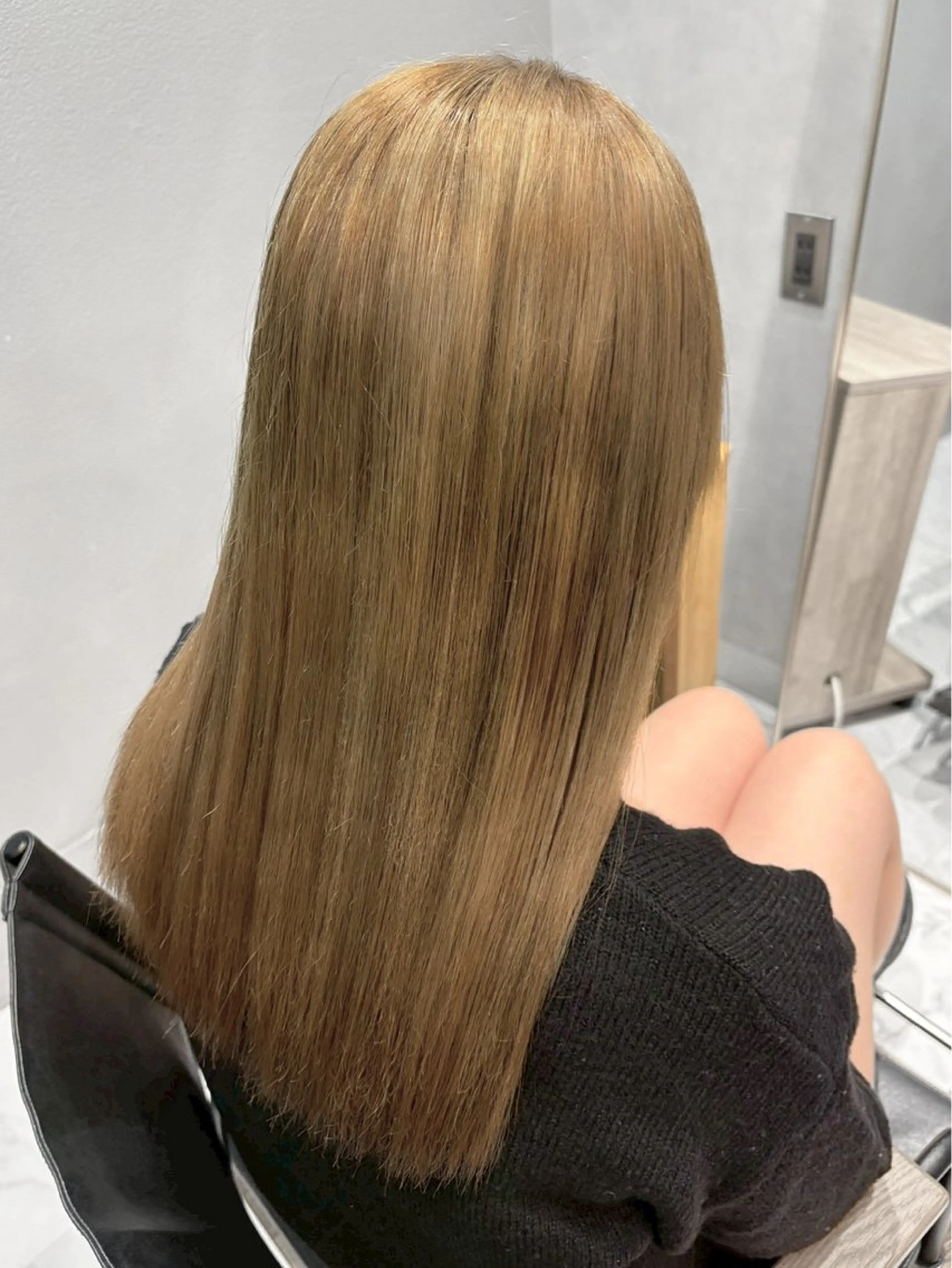 ロング ハイトーン/韓国風/ 艶髪/吉祥寺のヘアスタイル