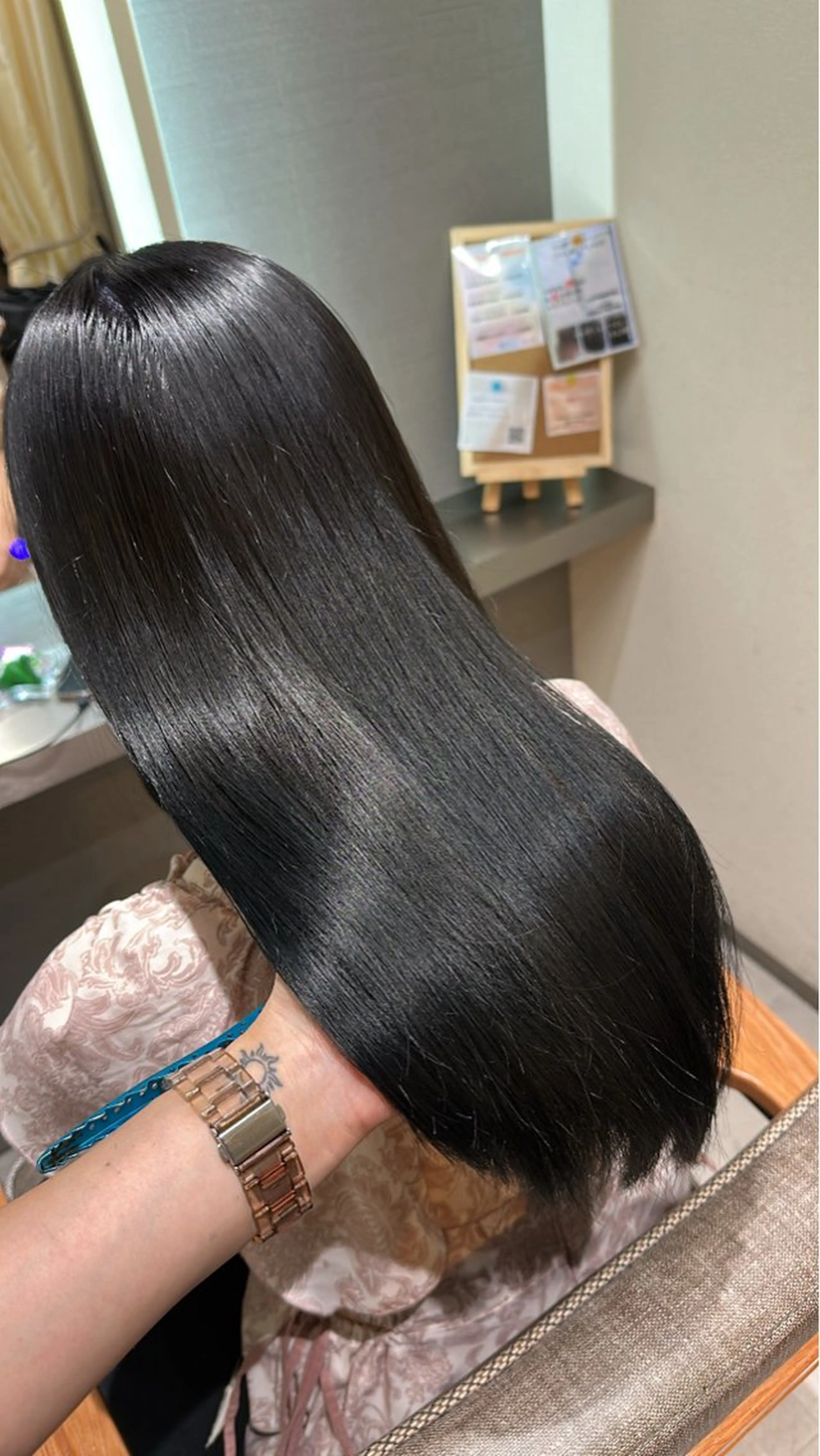 【髪質改善lv⭐️⭐️⭐️⭐️⭐️】前髪カット🎀＋TOKIO髪質改善トリートメント🤍超音波アイロン付きの写真