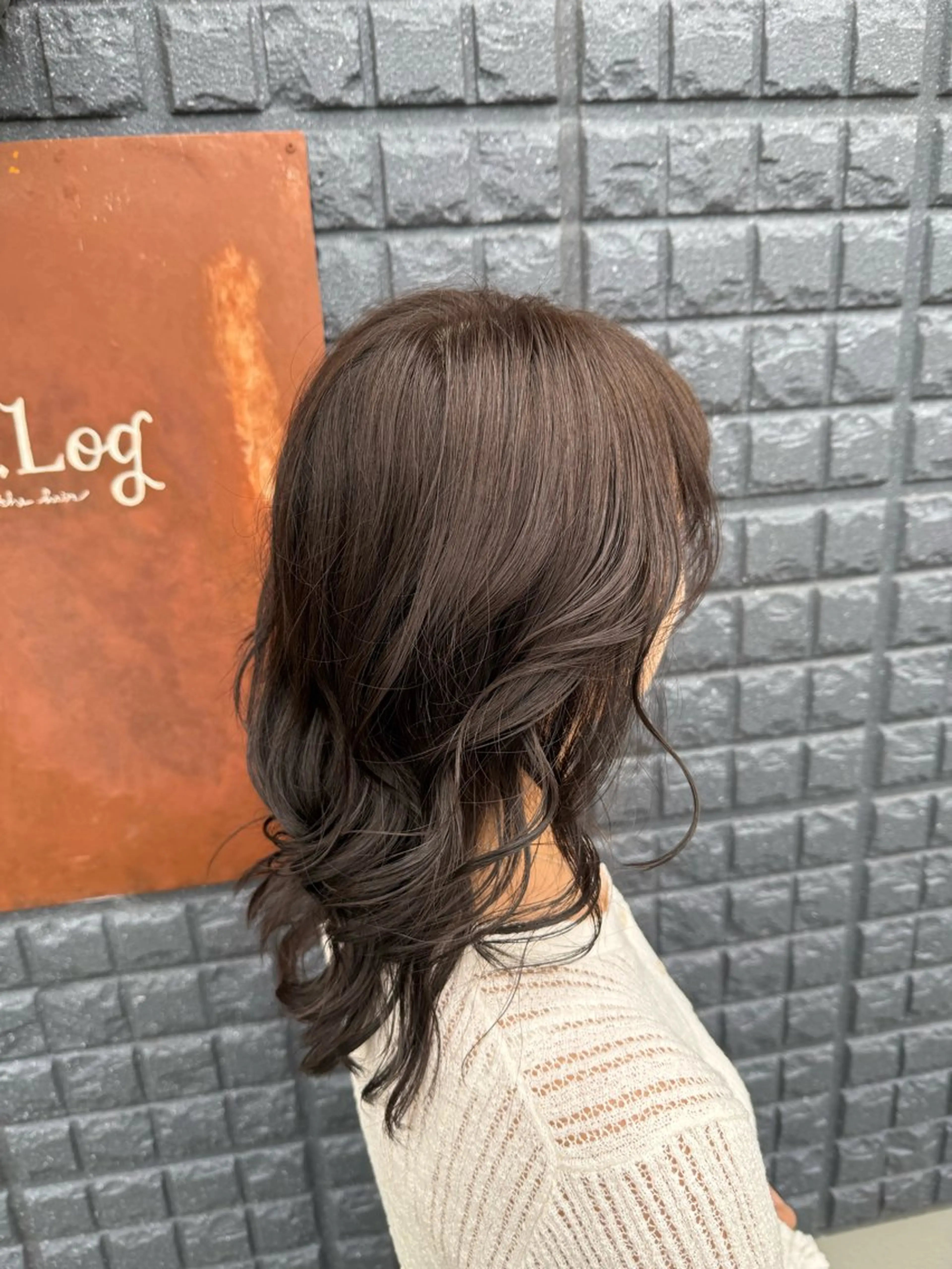 セミロング カラー アッシュ 田中 叶夢のヘアスタイル