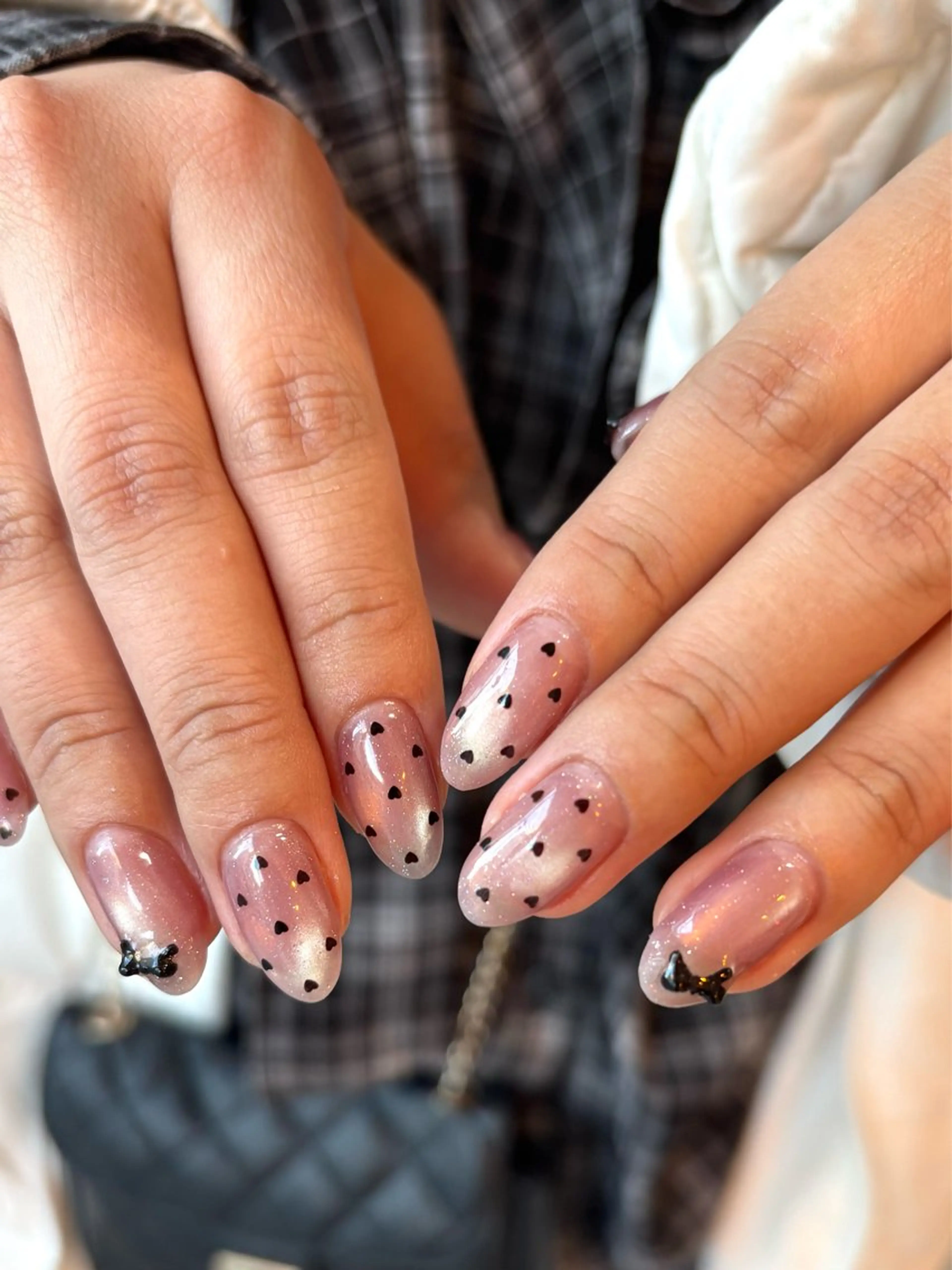 ミディアム ハンドネイル Lesest akariのネイルデザイン