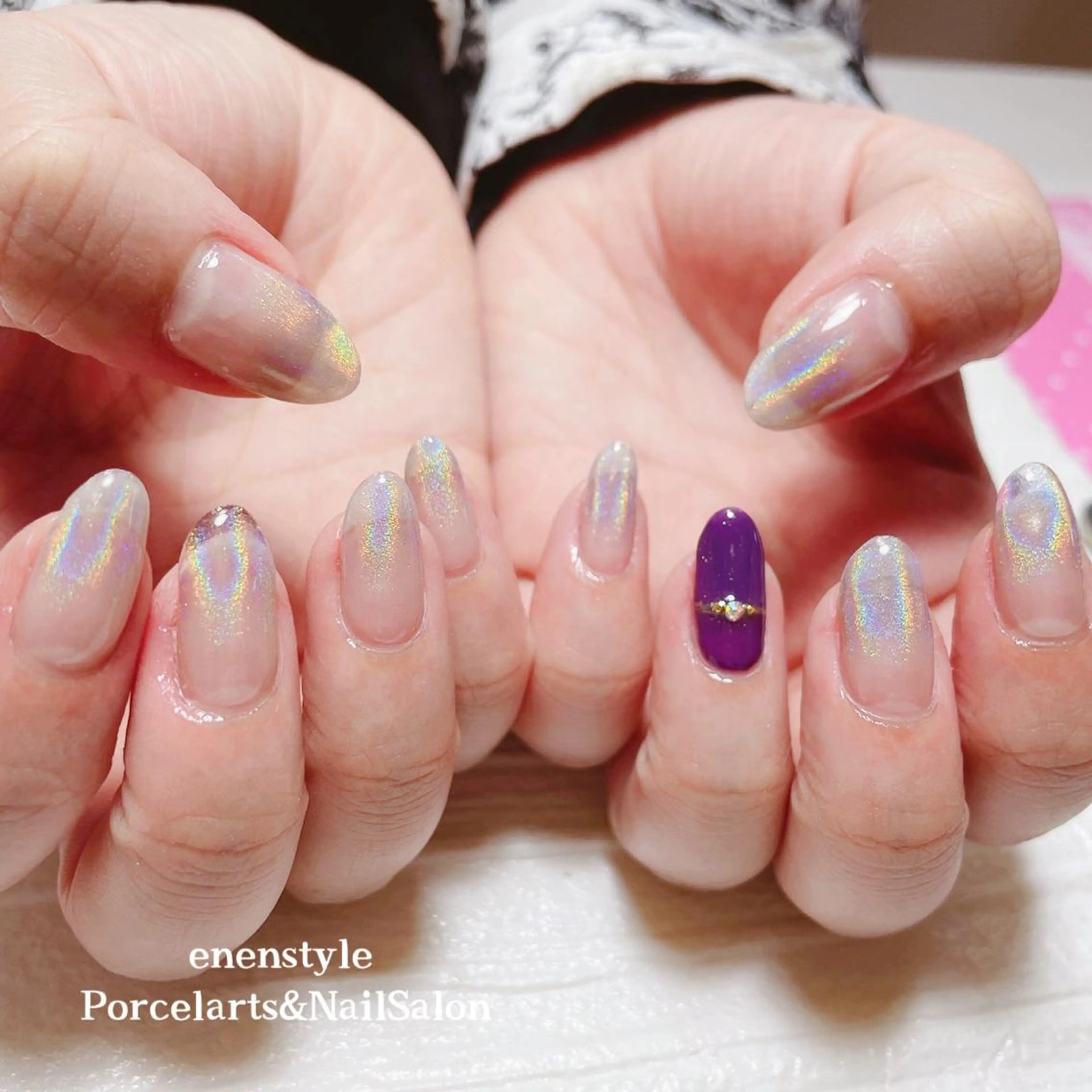 ミディアム ネイル 👑enen style👑のネイルデザイン