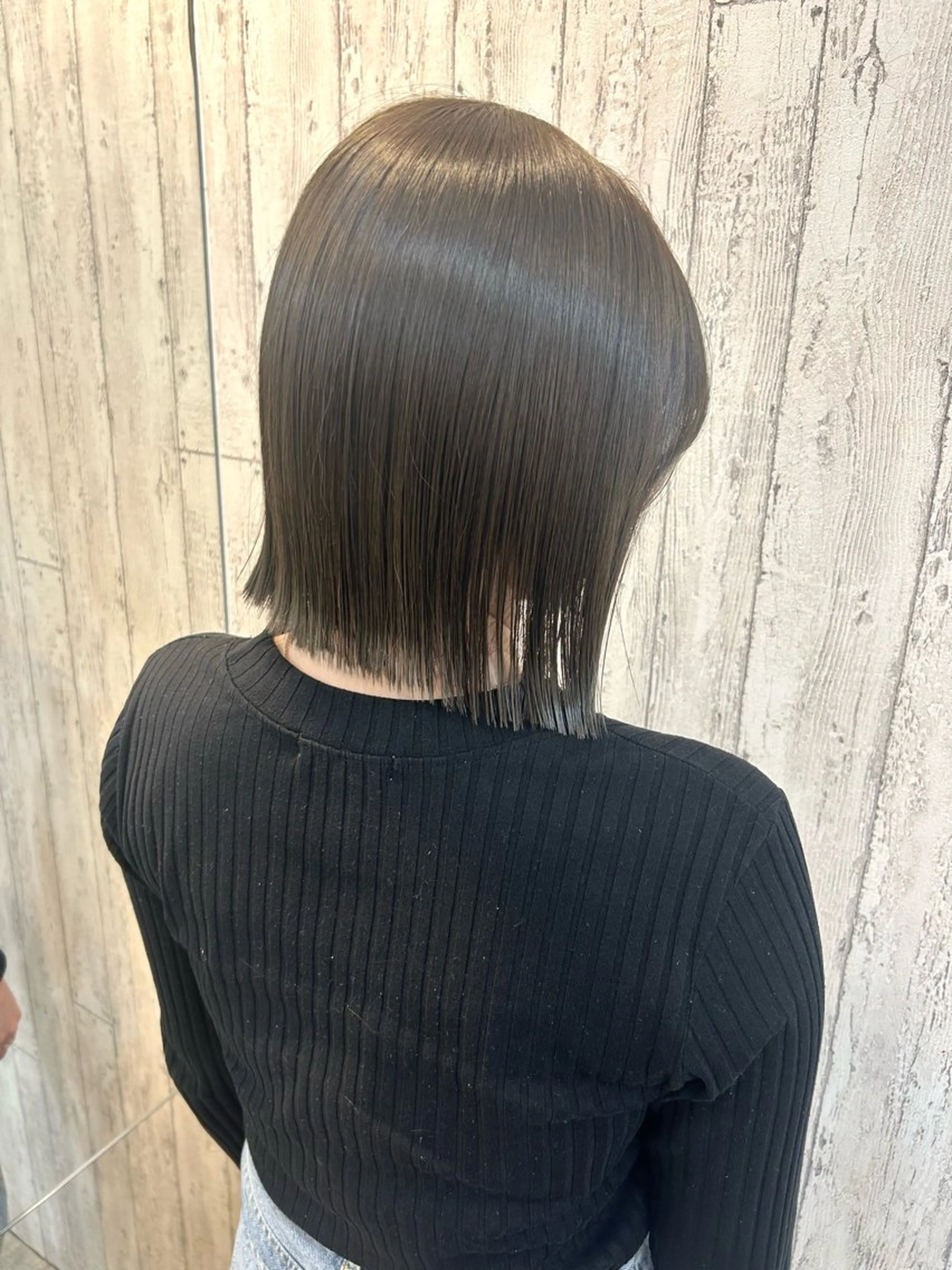 ショート カラー 透明感カラー グレージュ オリーブグレージュ オリーブグレー ボブ カット ヘアカラー トリートメント アキヒロ🔸 骨格診断/ショートのヘアスタイル