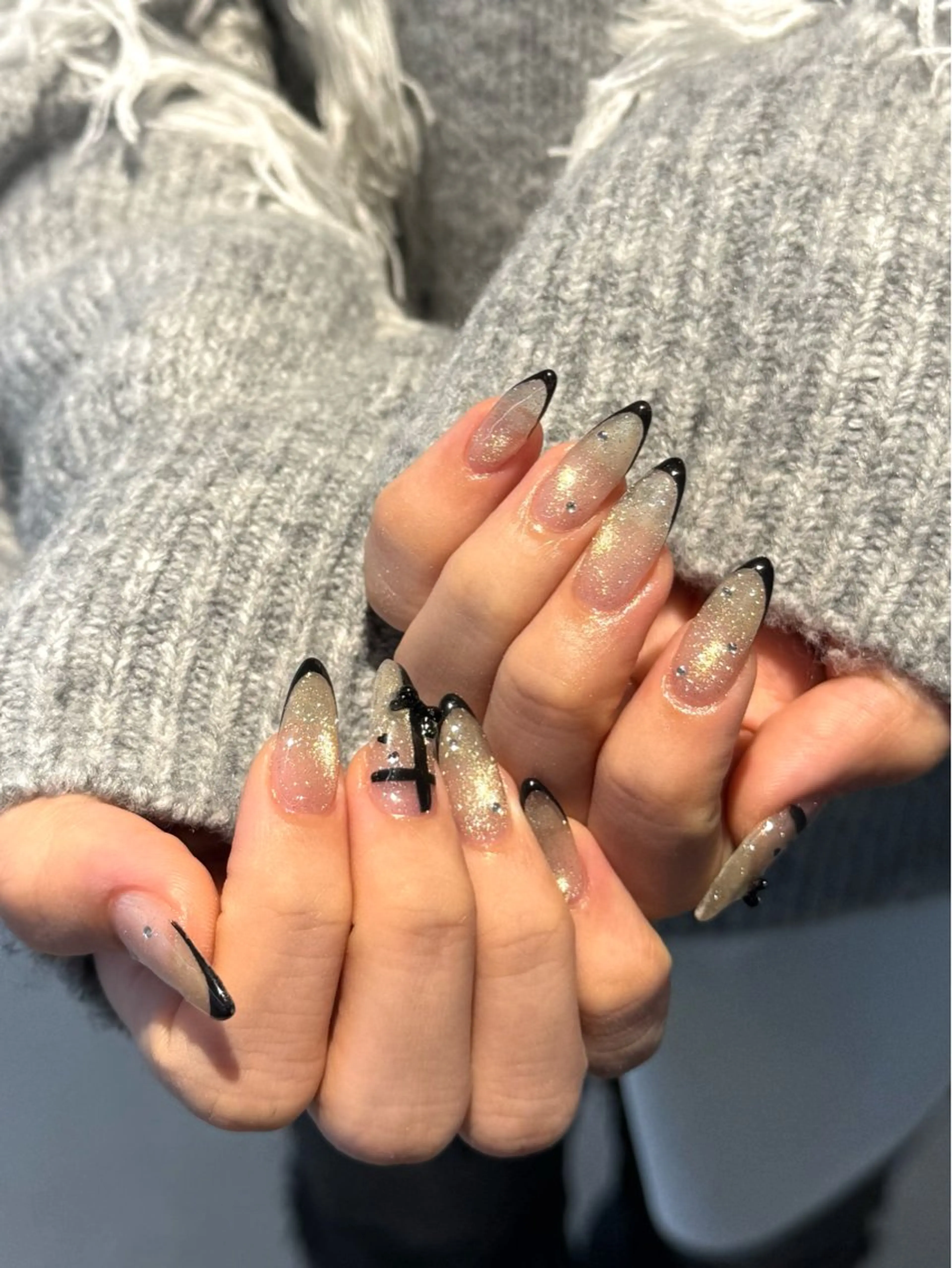 ネイル ワンホンネイル ハンドネイル ハンドケア Chizuru ☾ ໋のネイルデザイン