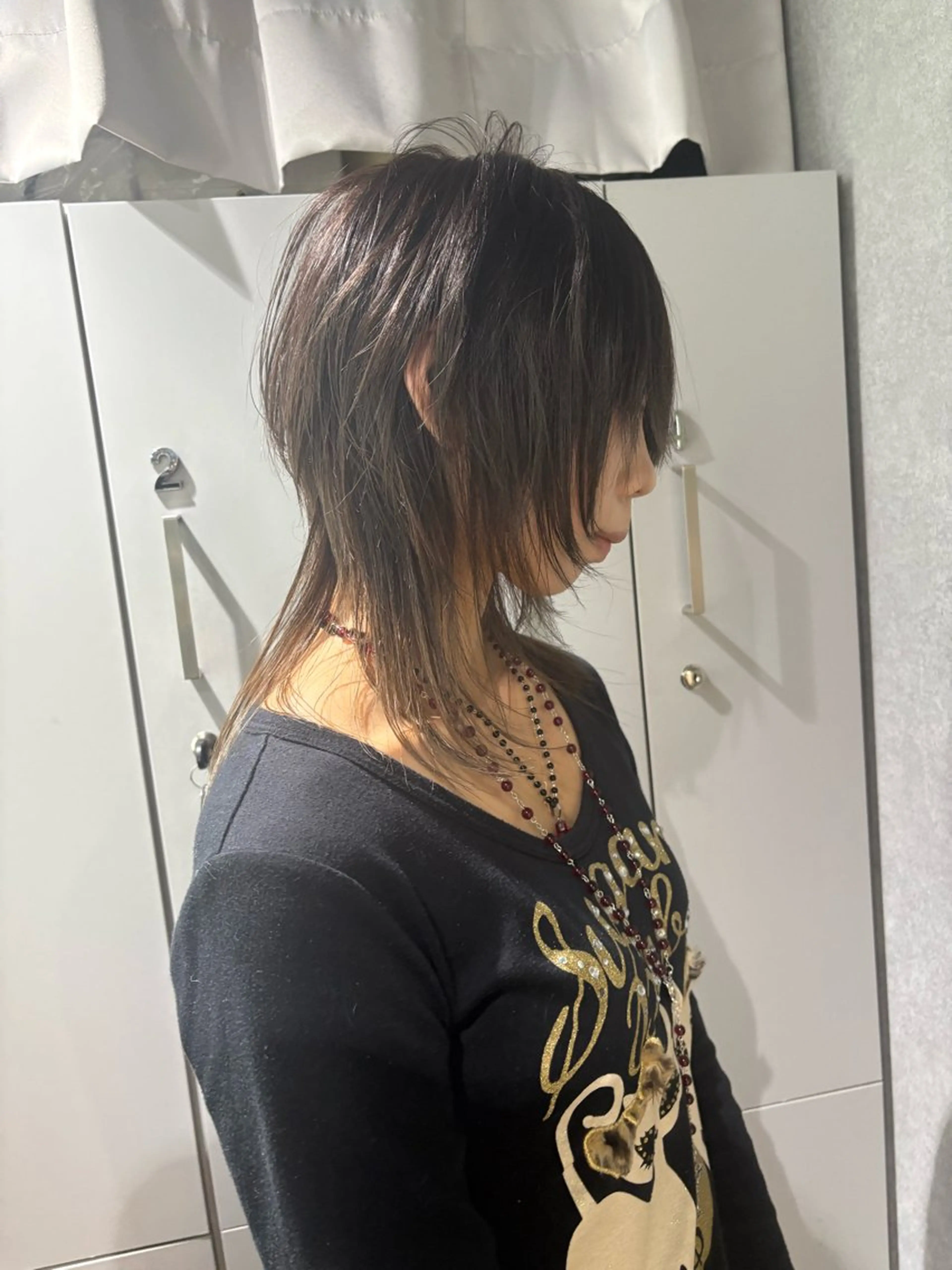 ミディアム カラー シャギー ウルフカット カット トリートメント jyui/原宿 ハイトーン/デザインのヘアスタイル