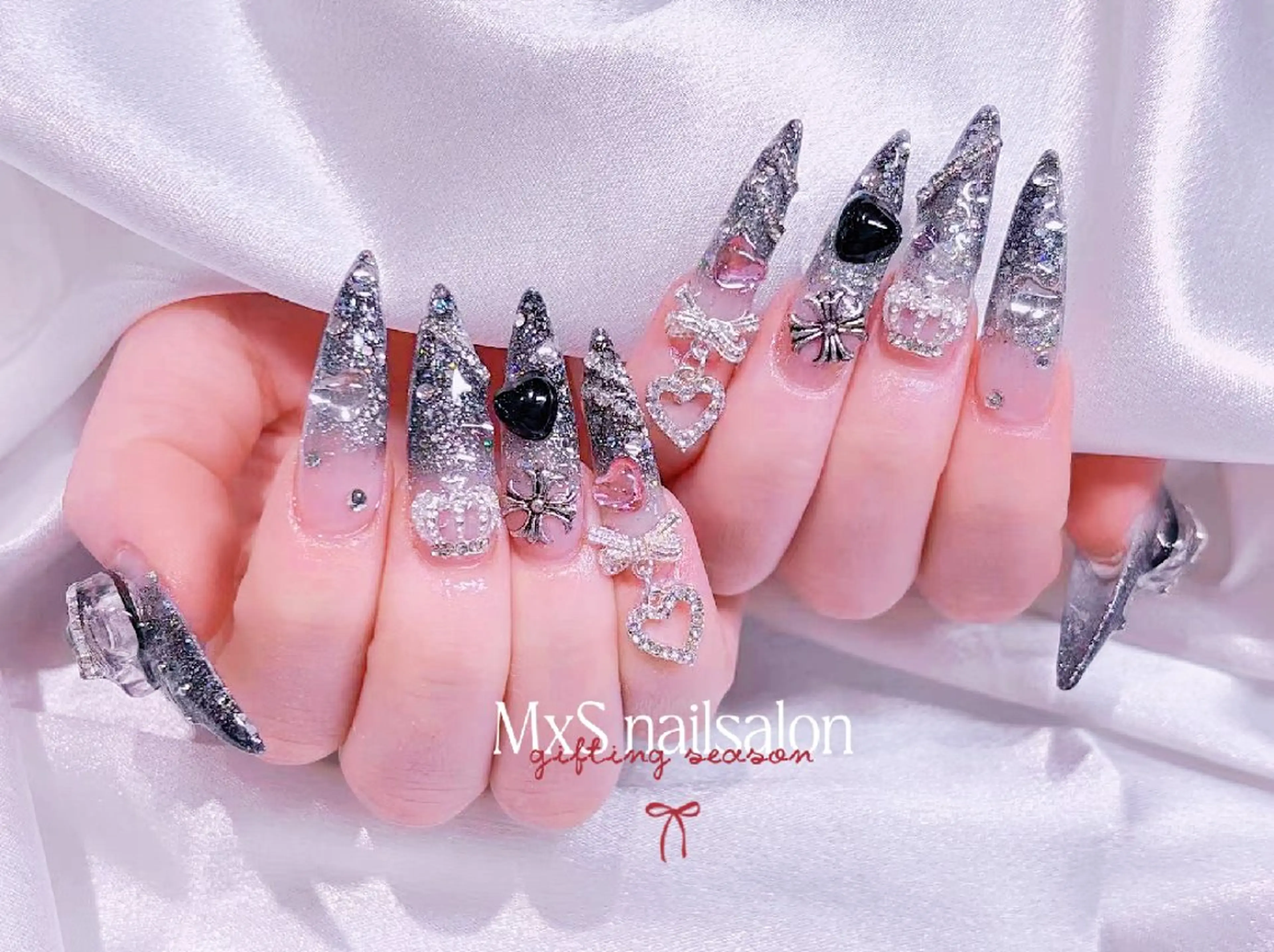 ネイル ハンドネイル MxS Nail(長さだし/フィルイン/マグネット/韓国ネイル/ワンホンネイル/ワンカラー)所属・MxS リィリィのネイルデザイン