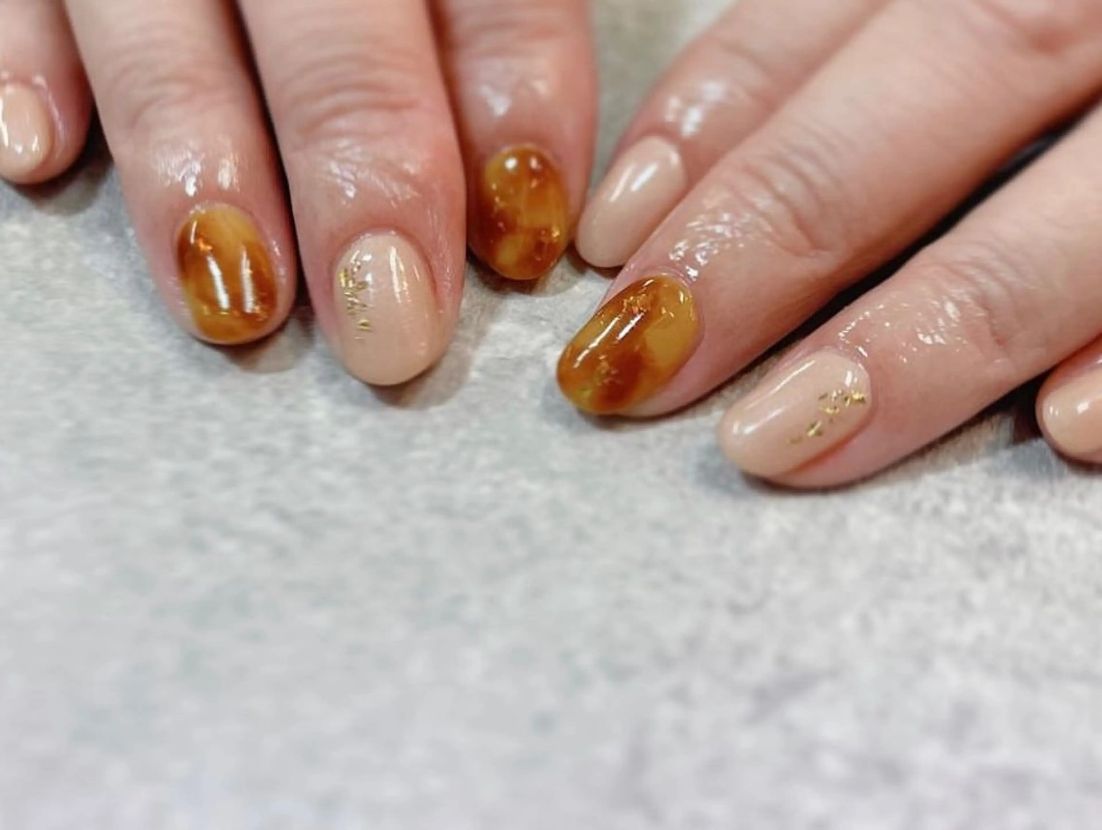 ネイル べっ甲ネイル ワンカラーネイル ハンドネイル foglia❁﻿. ⌇﻿imamuraのネイルデザイン