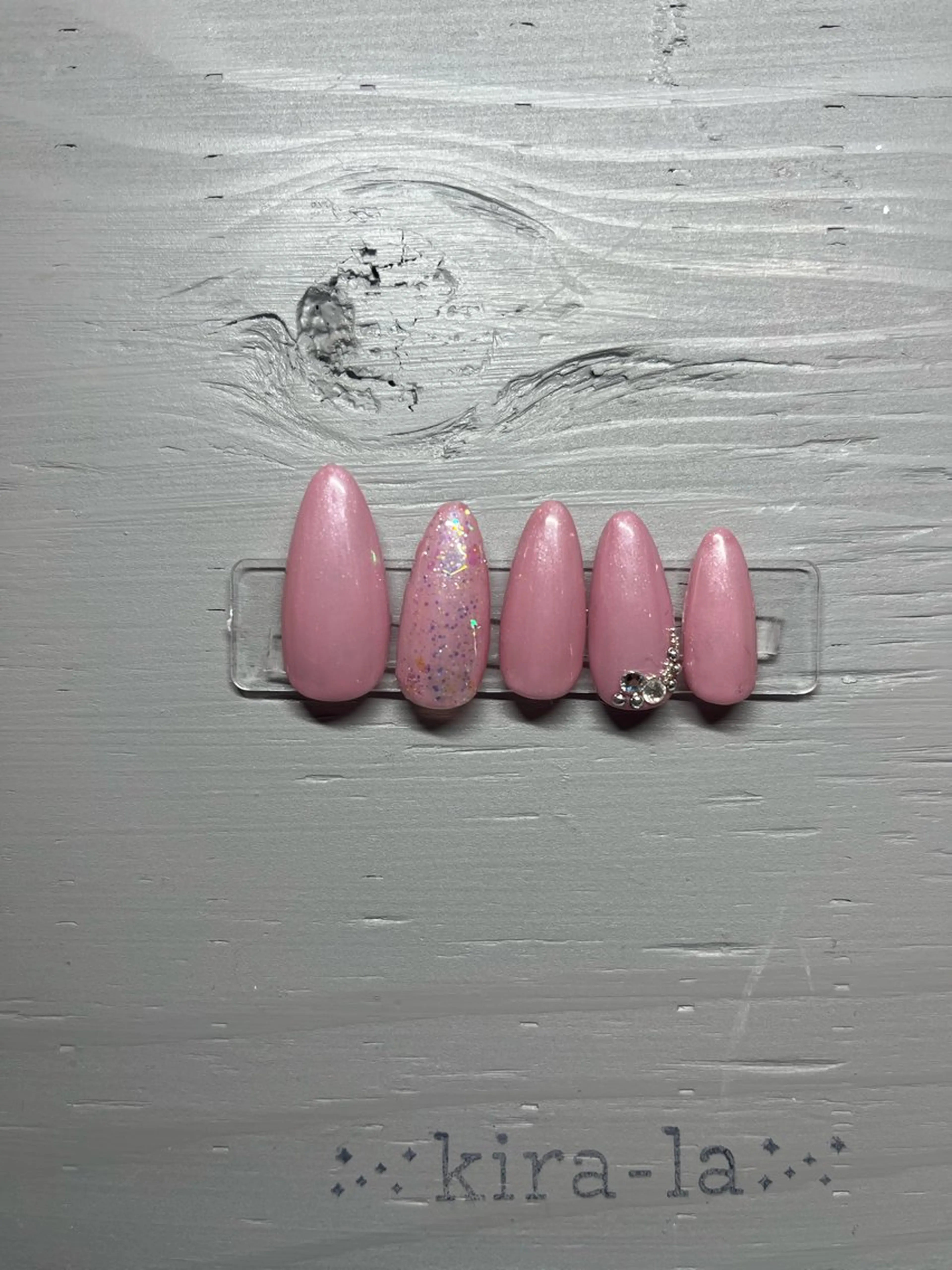 シンプルデザインネイルS1(オフ込み)の写真