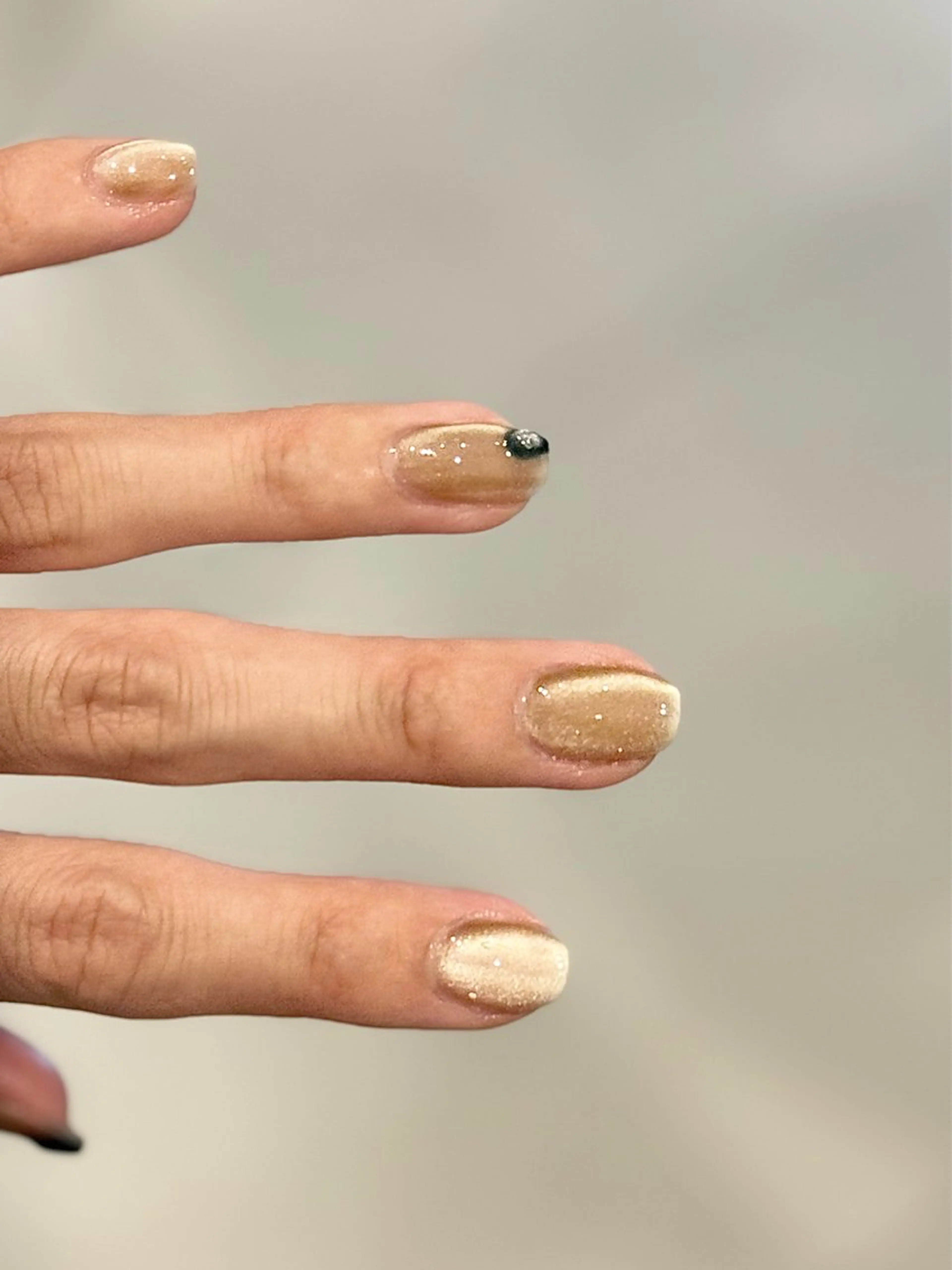 ネイル ハンドネイル nail salon swaddle 🪽のネイルデザイン