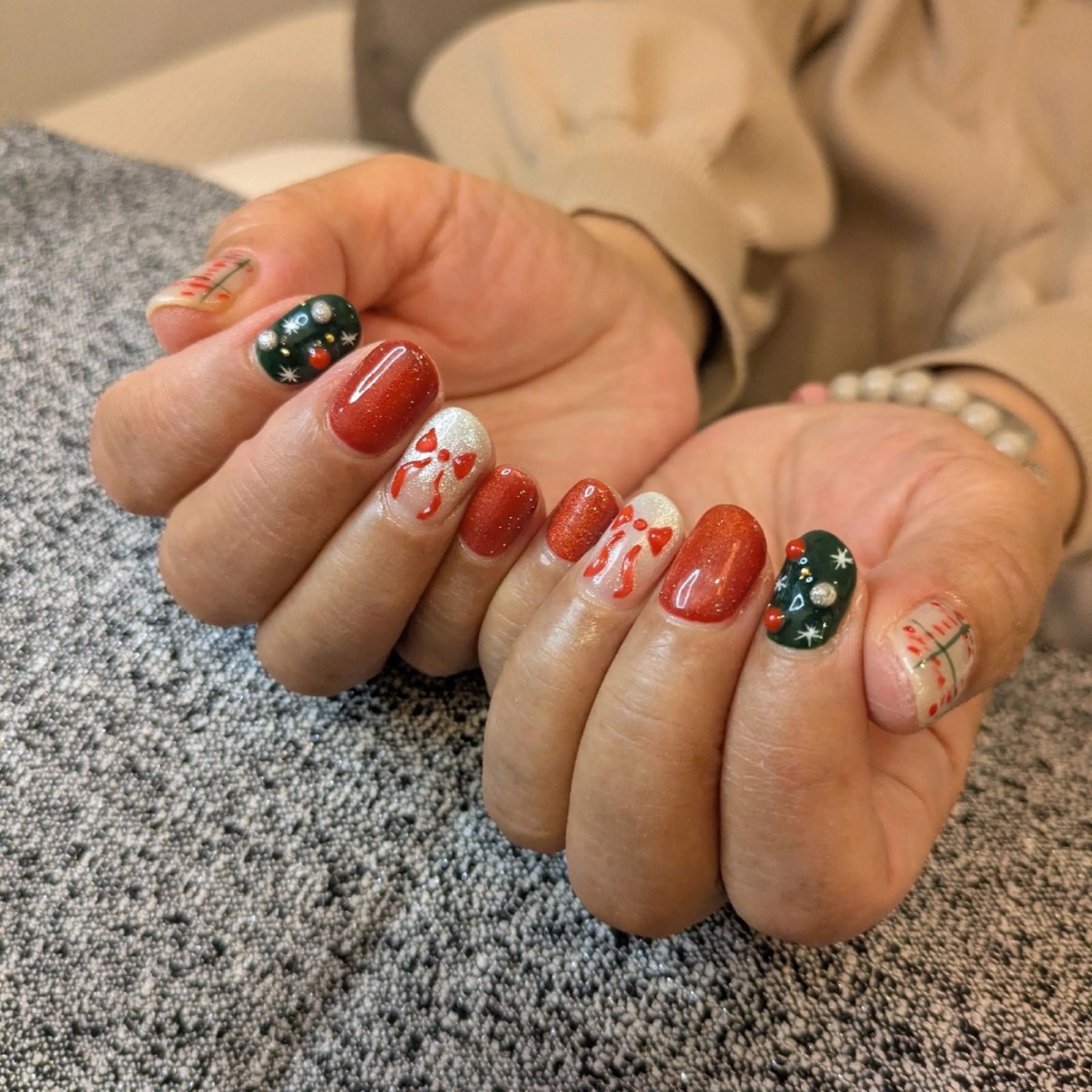 ネイル ハンドネイル こもり さくらのネイルデザイン