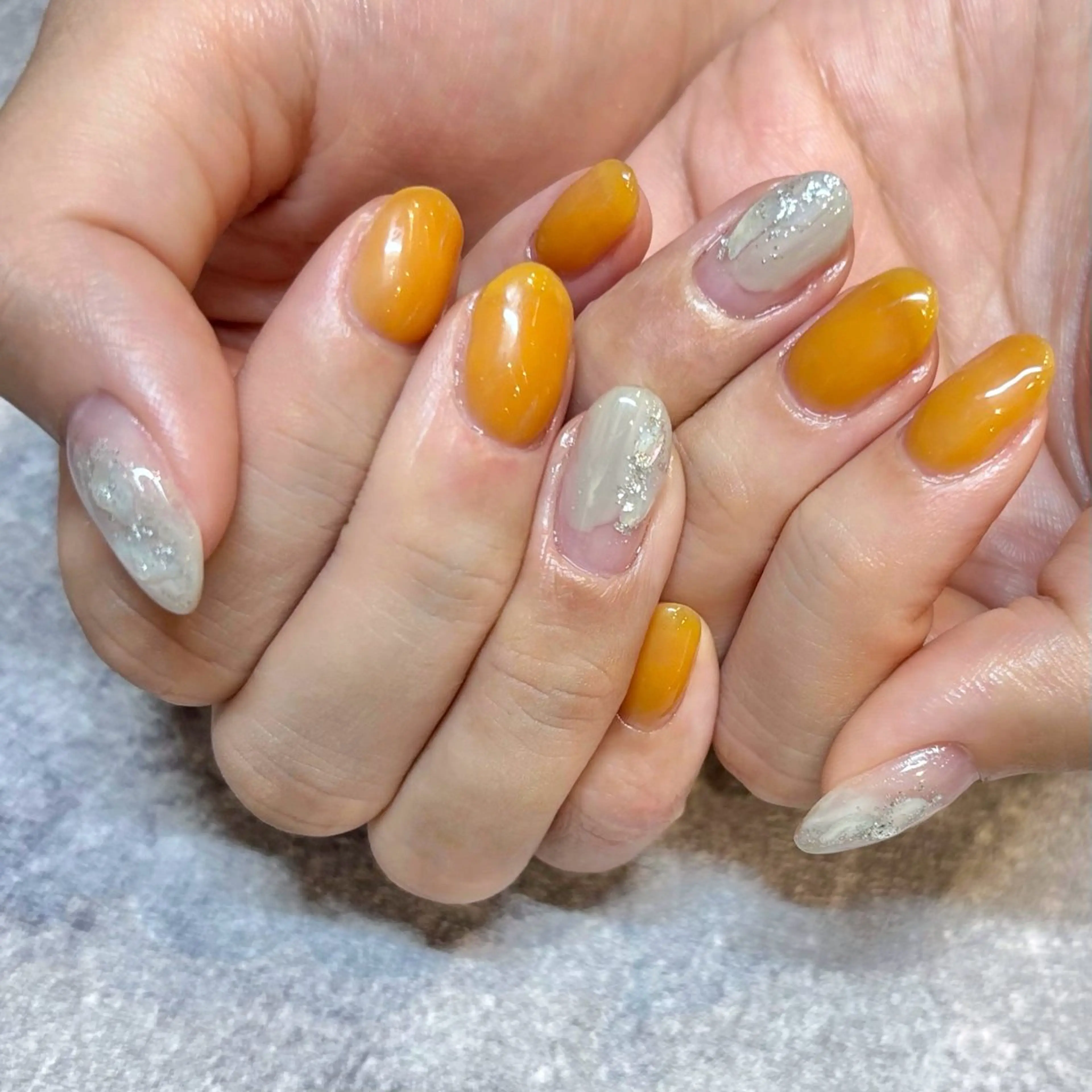 ネイル キラキラネイル ラメ(グリッター) ニュアンスネイル オレンジ L'ideanail AZUのネイルデザイン