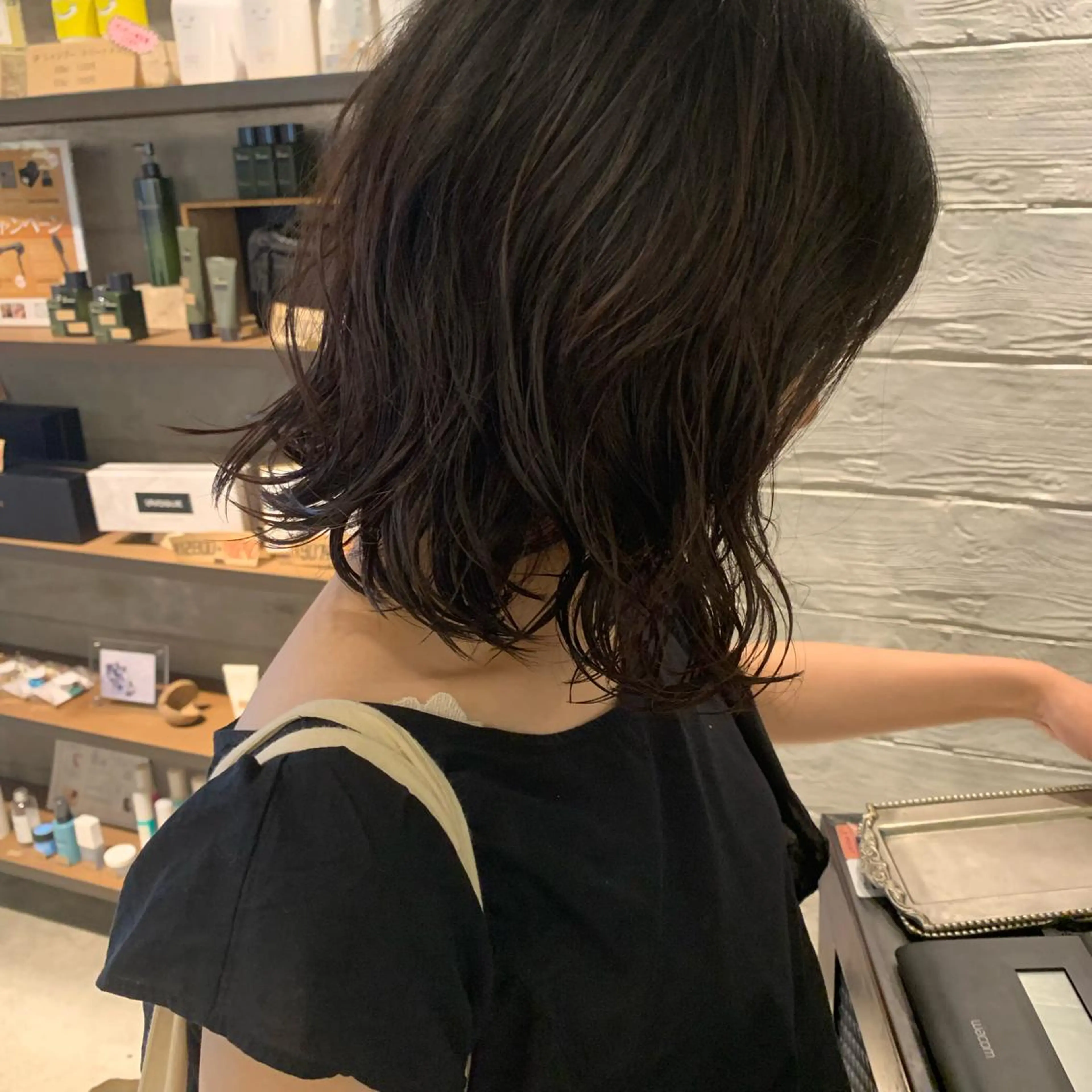 ミディアム ミディアムパーマ 鳥越 一希のヘアスタイル