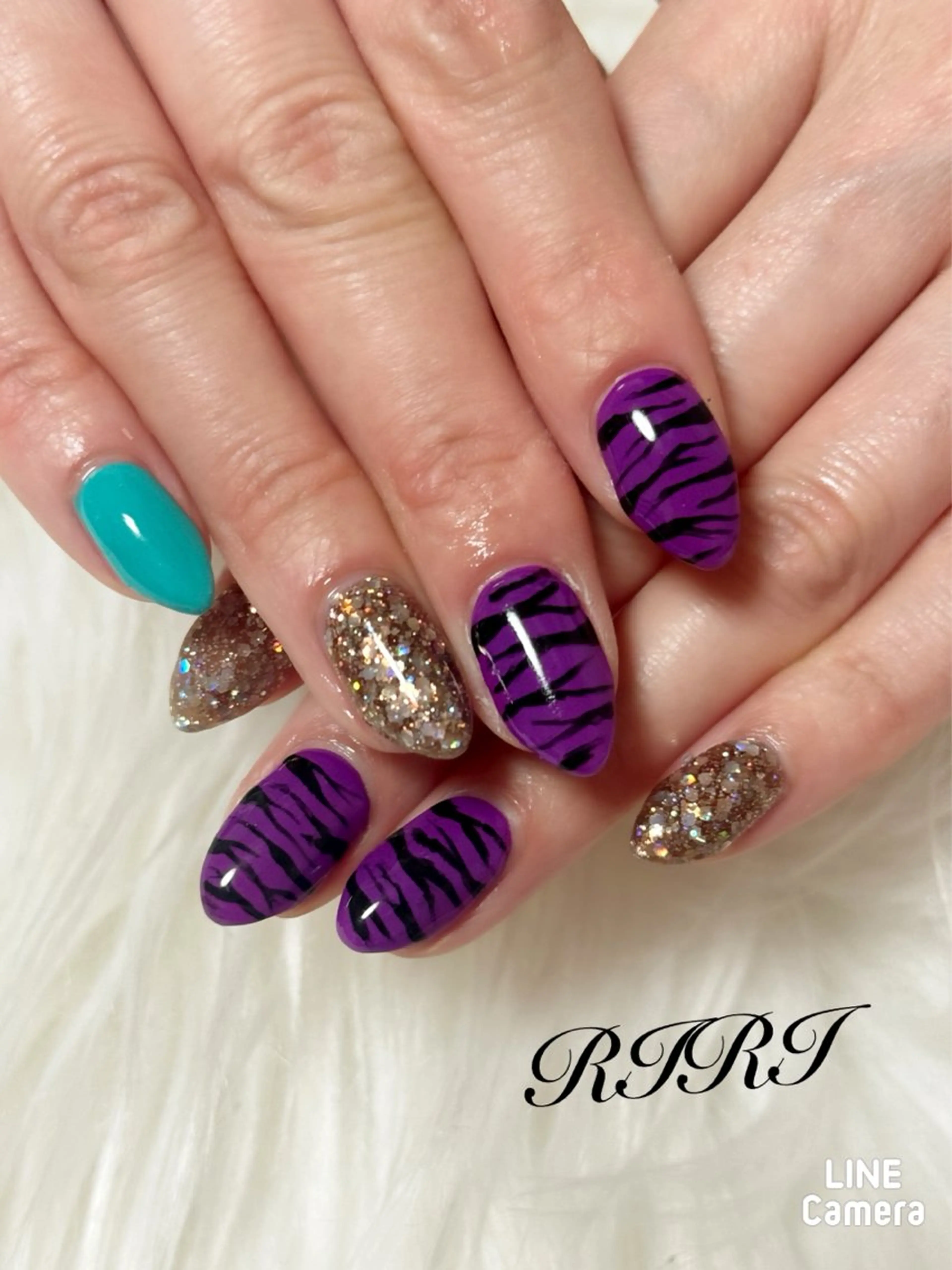 ネイル アニマル柄 ジェルネイル 韓国ネイル ロングネイル スカルプネイル ハンドネイル riri オーナーのネイルデザイン