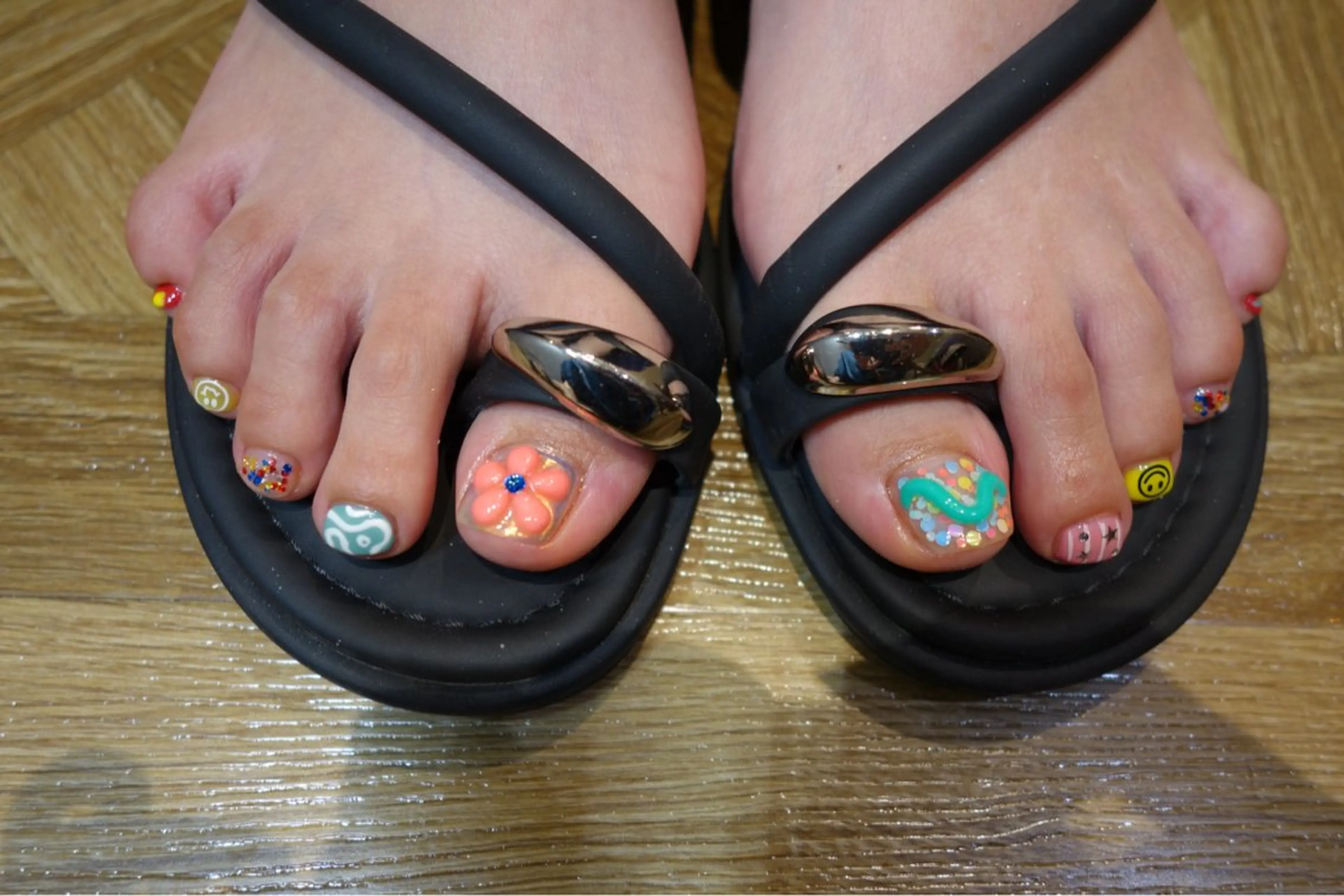 ネイル フットネイル tsumeasobi 🪬macoのネイルデザイン