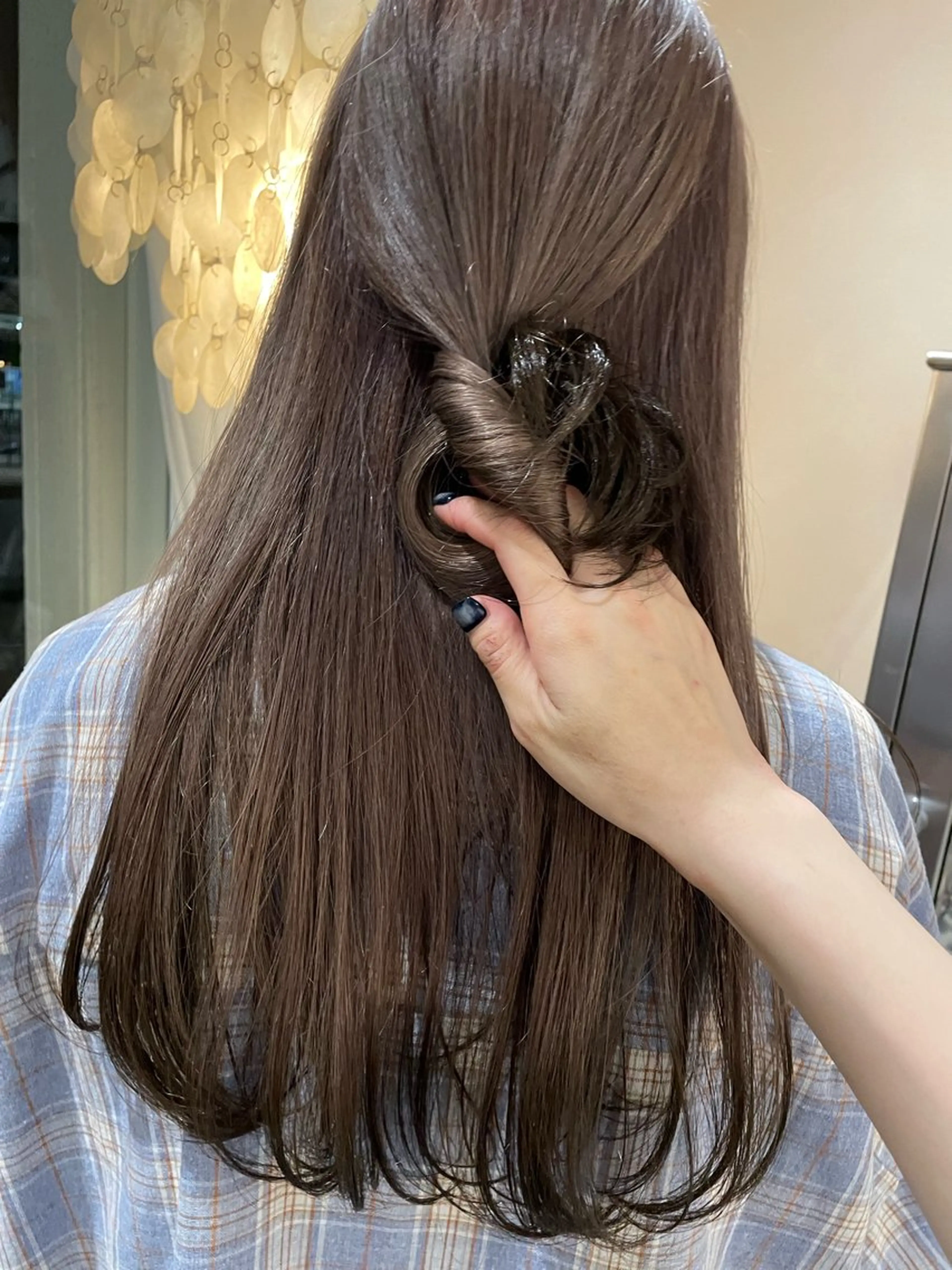 ロング カラー 勝山 雪菜のヘアスタイル