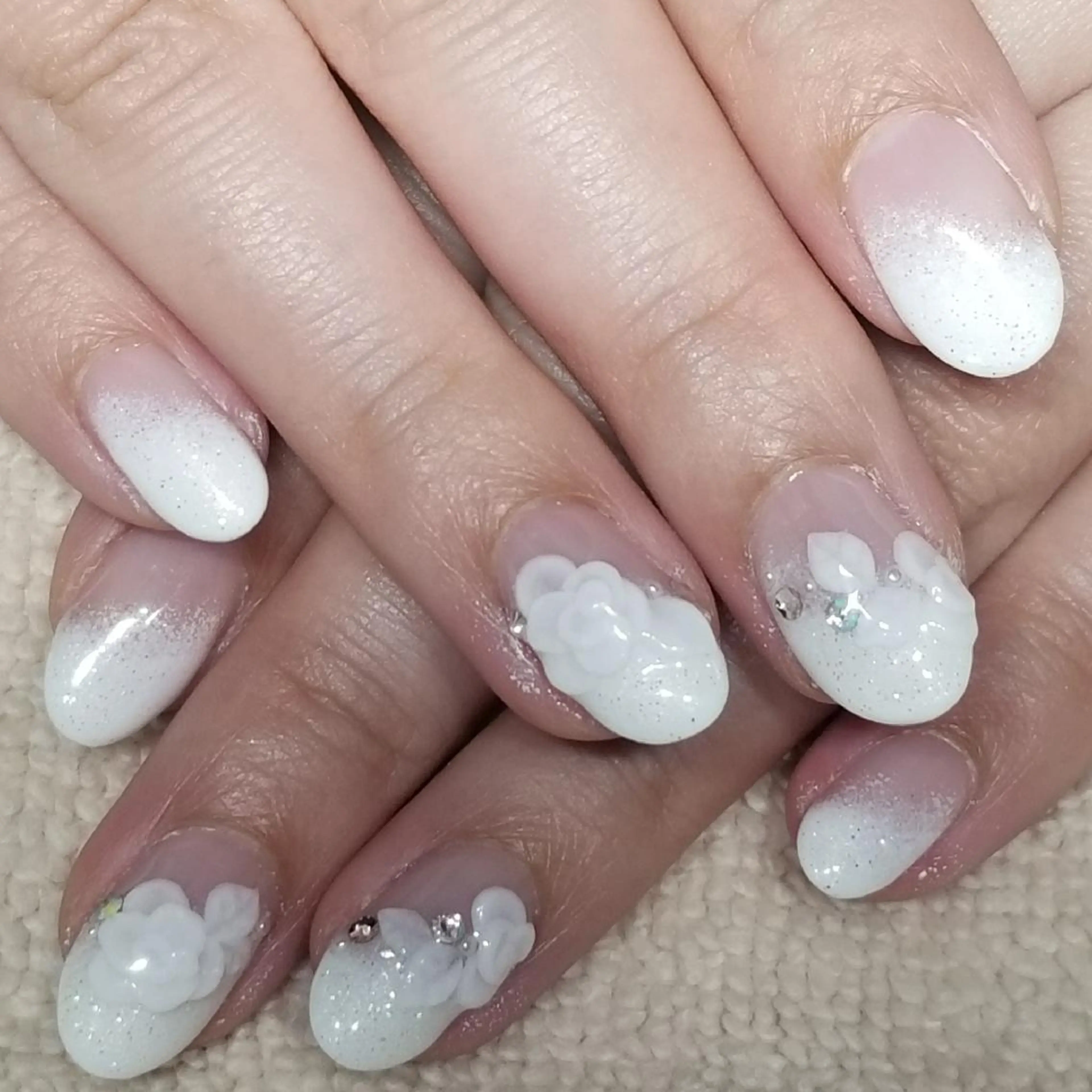 ネイル グラデーション ブライダルネイル ハンドネイル よしだ ひろきのネイルデザイン