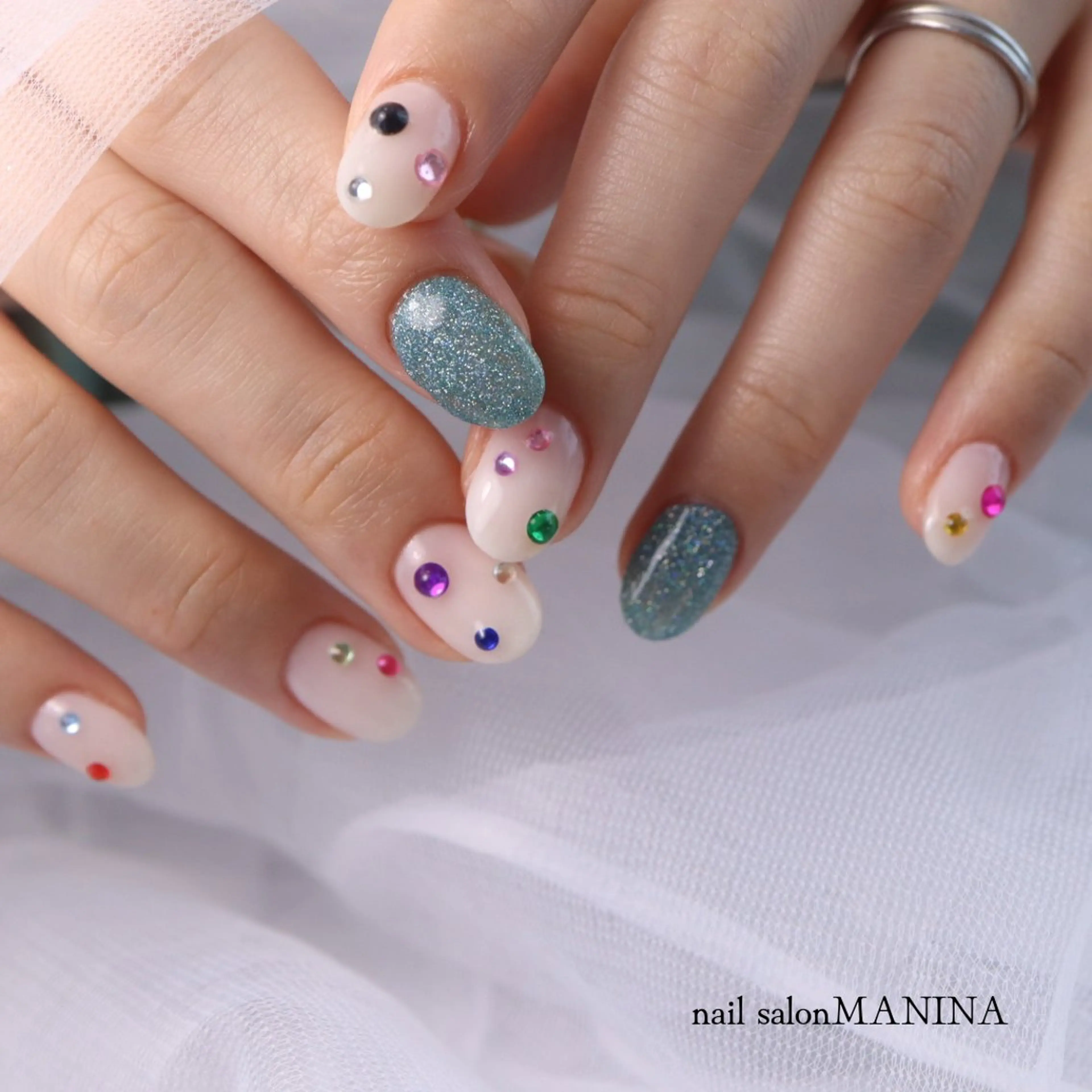 ネイル nailsalon Manina齋藤愛美のネイルデザイン