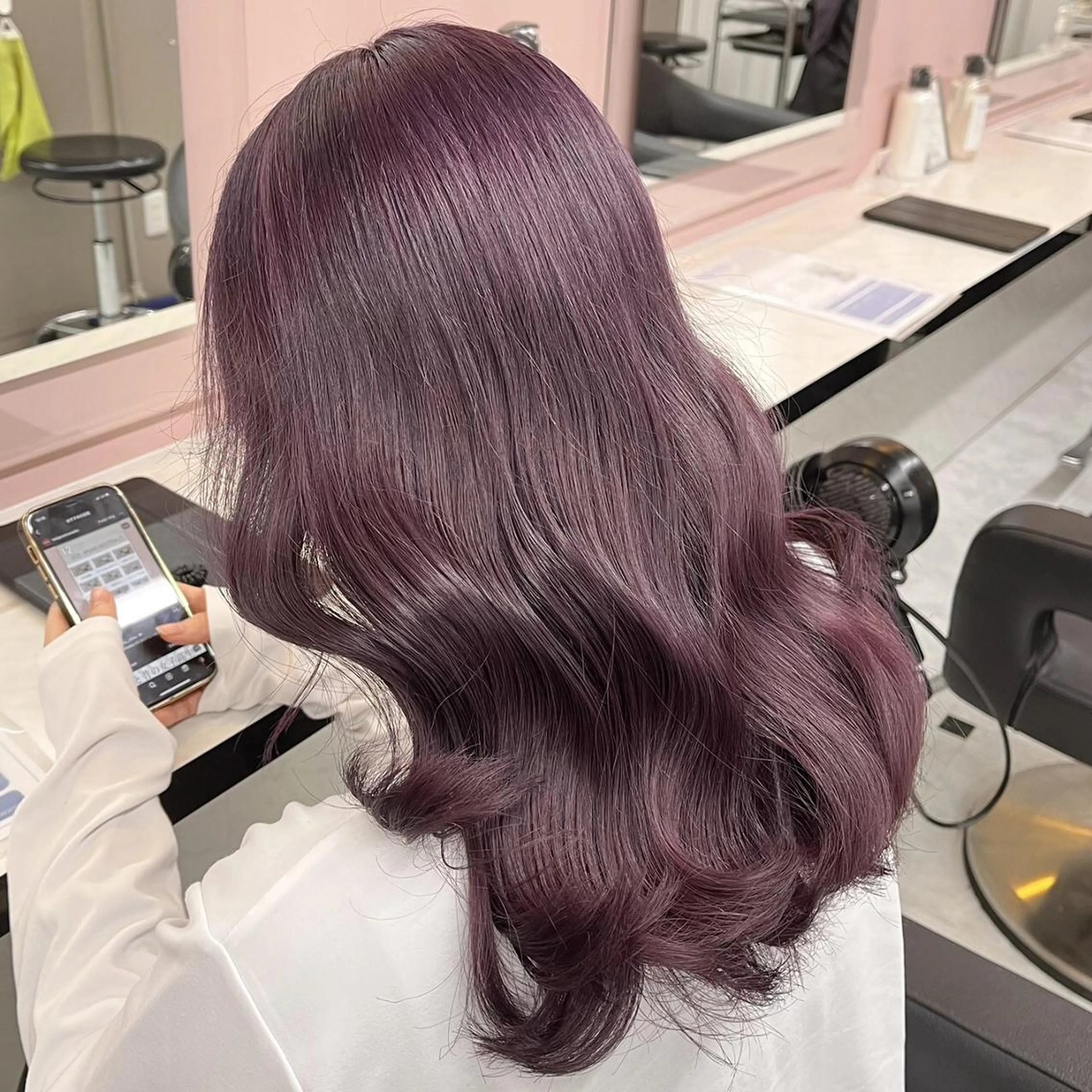 ロング カラー 🎀🫧透明感 ピンクラベンダー💟のヘアスタイル