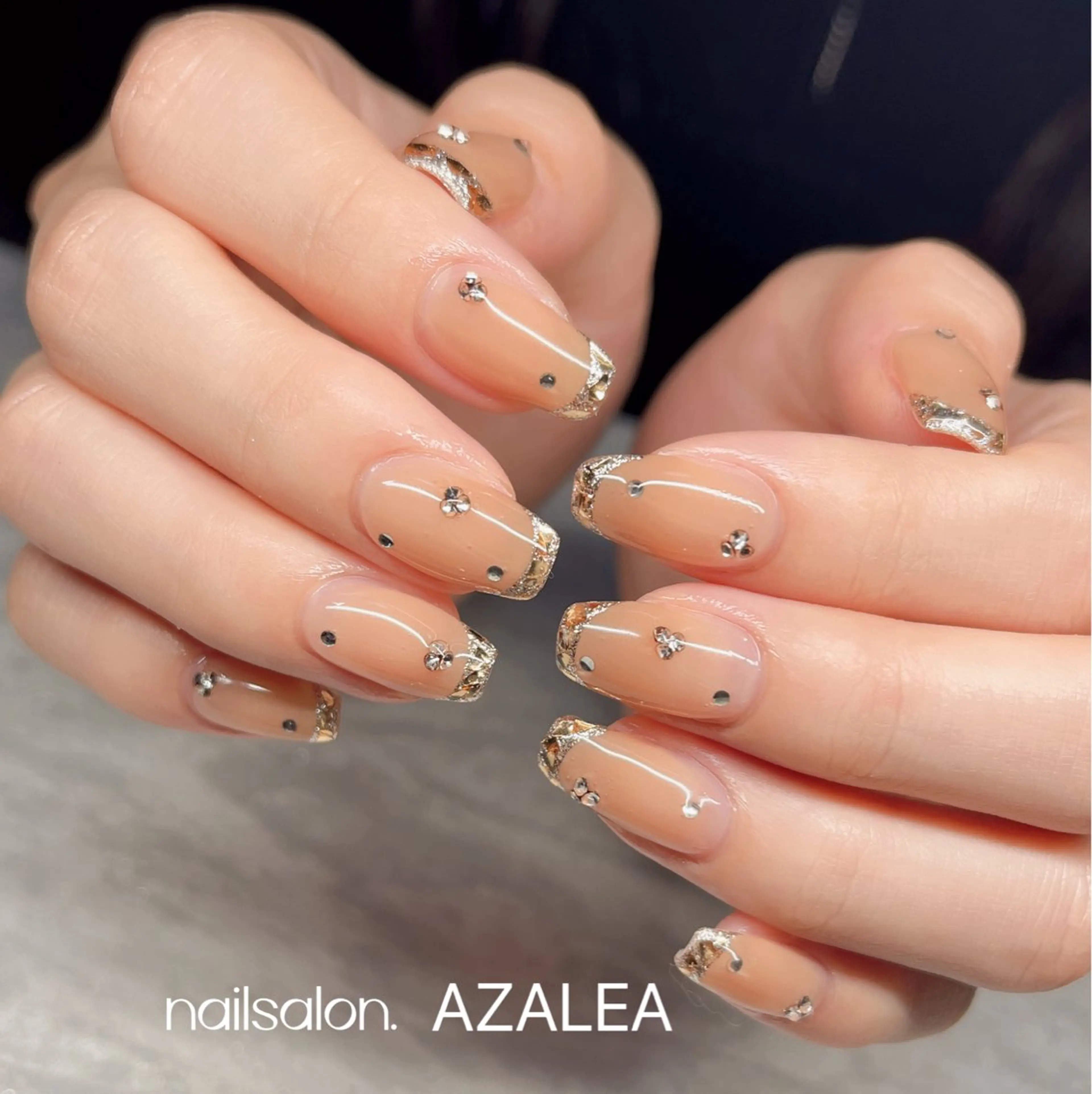 ネイル R inのネイルデザイン