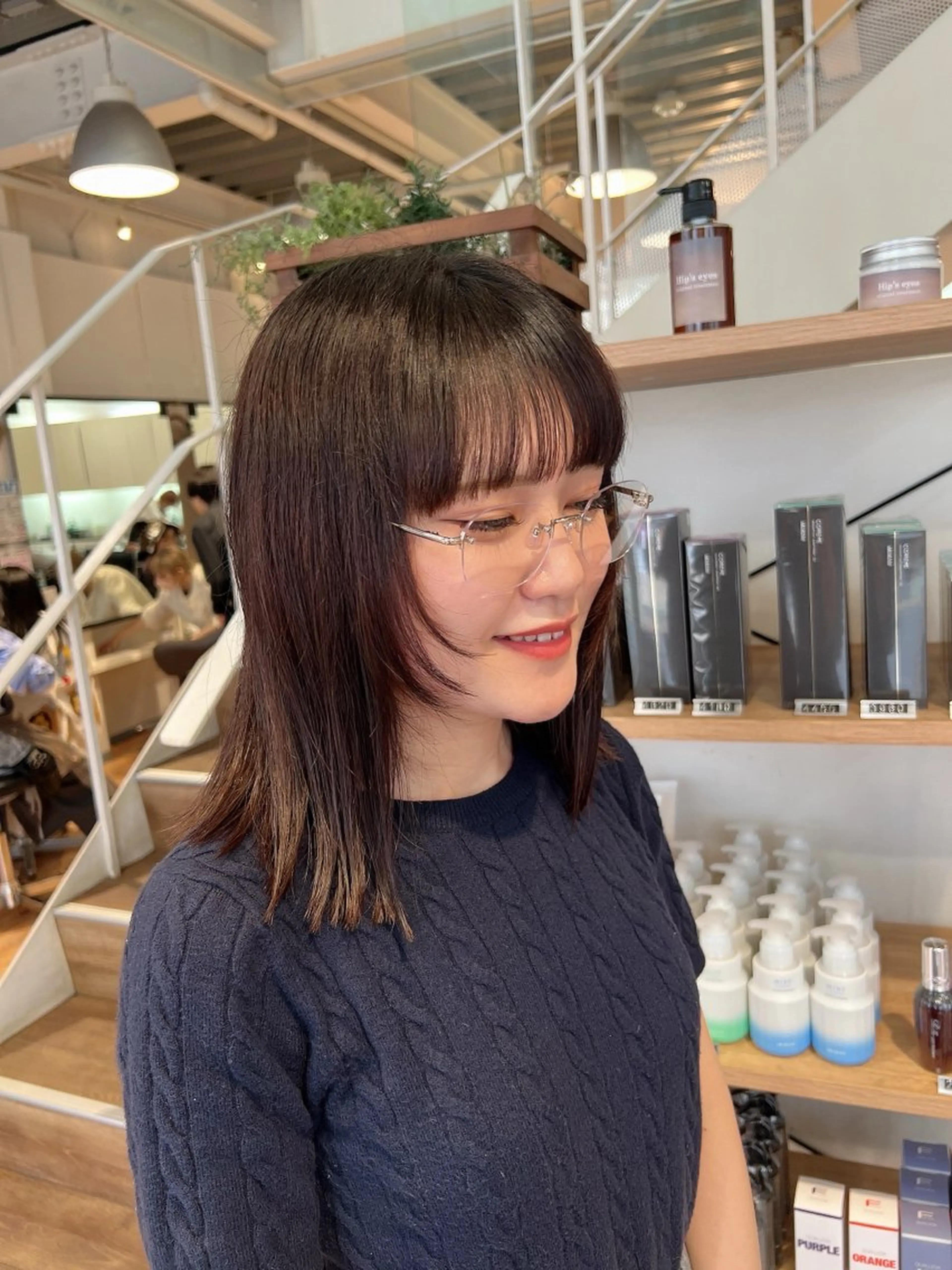 ミディアム 顔まわりレイヤー 顔周りカット レイヤーカット カット ヘアカラー トリートメント インナーカラー♡ Nanakoのヘアスタイル