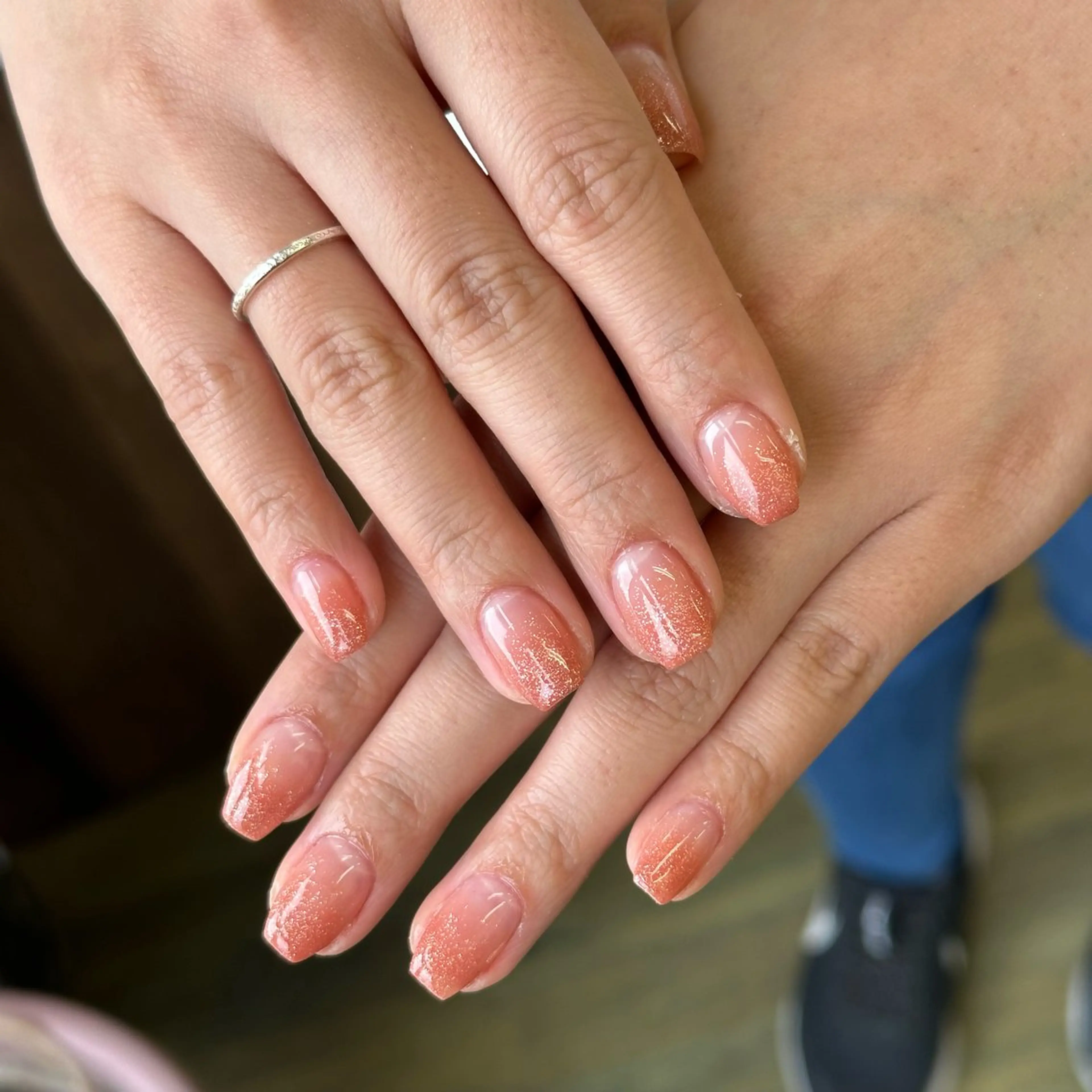 ネイル ラメ(グリッター) ラメグラデーション シンプルネイル ハンドネイル Bianca 美浜 LICOのネイルデザイン