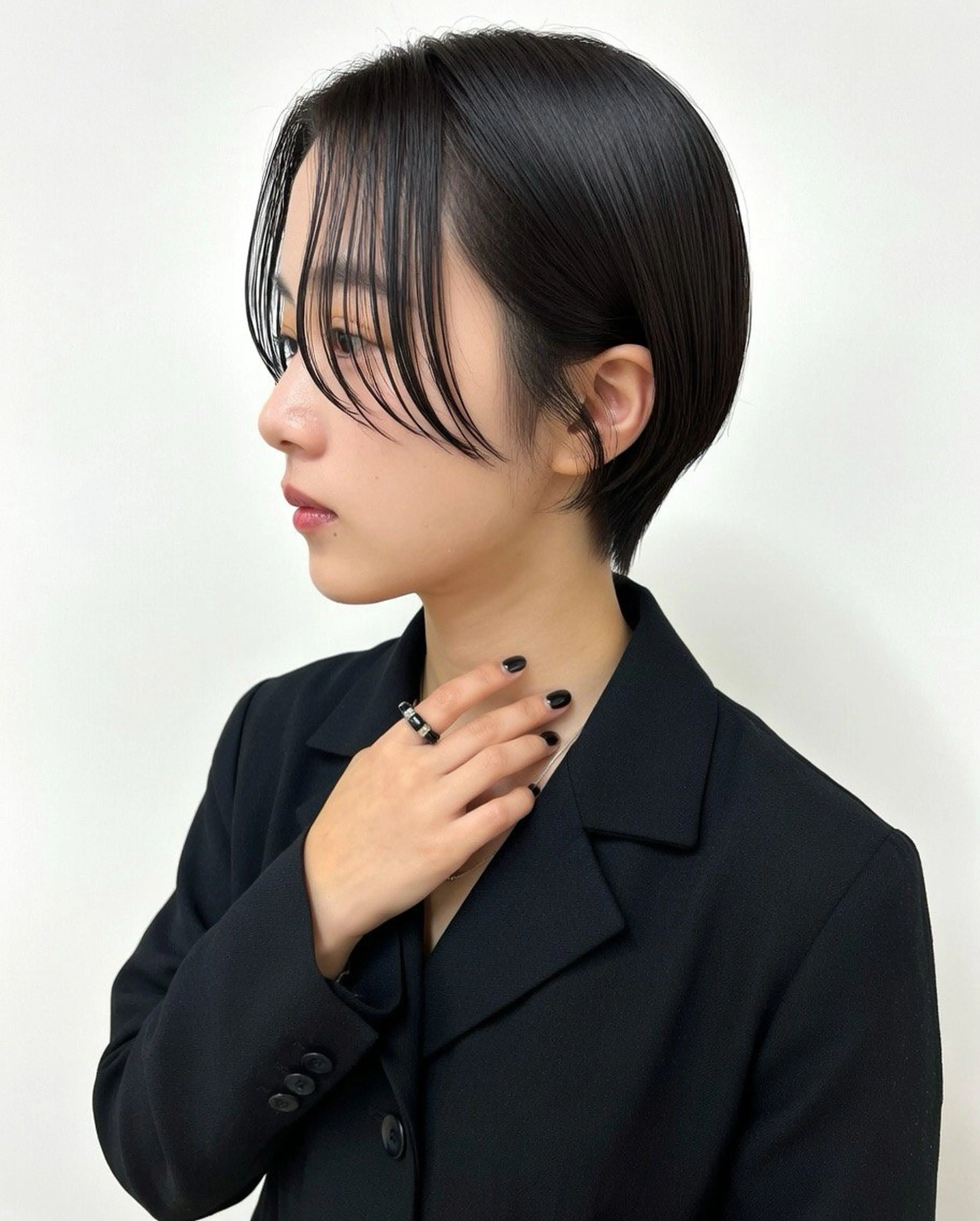 ショート D.I.E.V.A錦糸町店所属・🫧似合わせショート 🫧レイヤー/清野のヘアスタイル