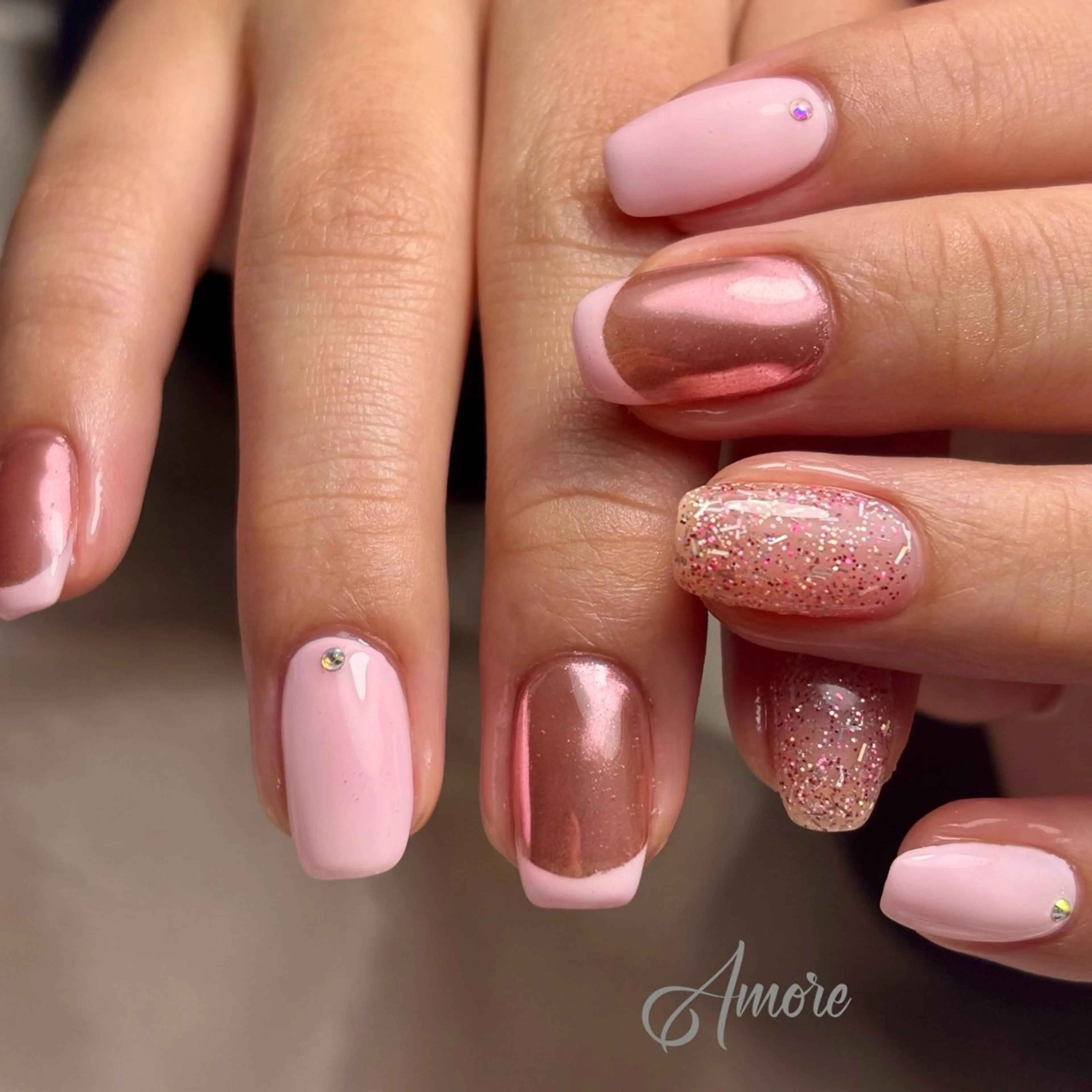 ネイル ジェルネイル キラキラネイル 韓国ネイル マグネットネイル パラジェル You kyehwaのネイルデザイン