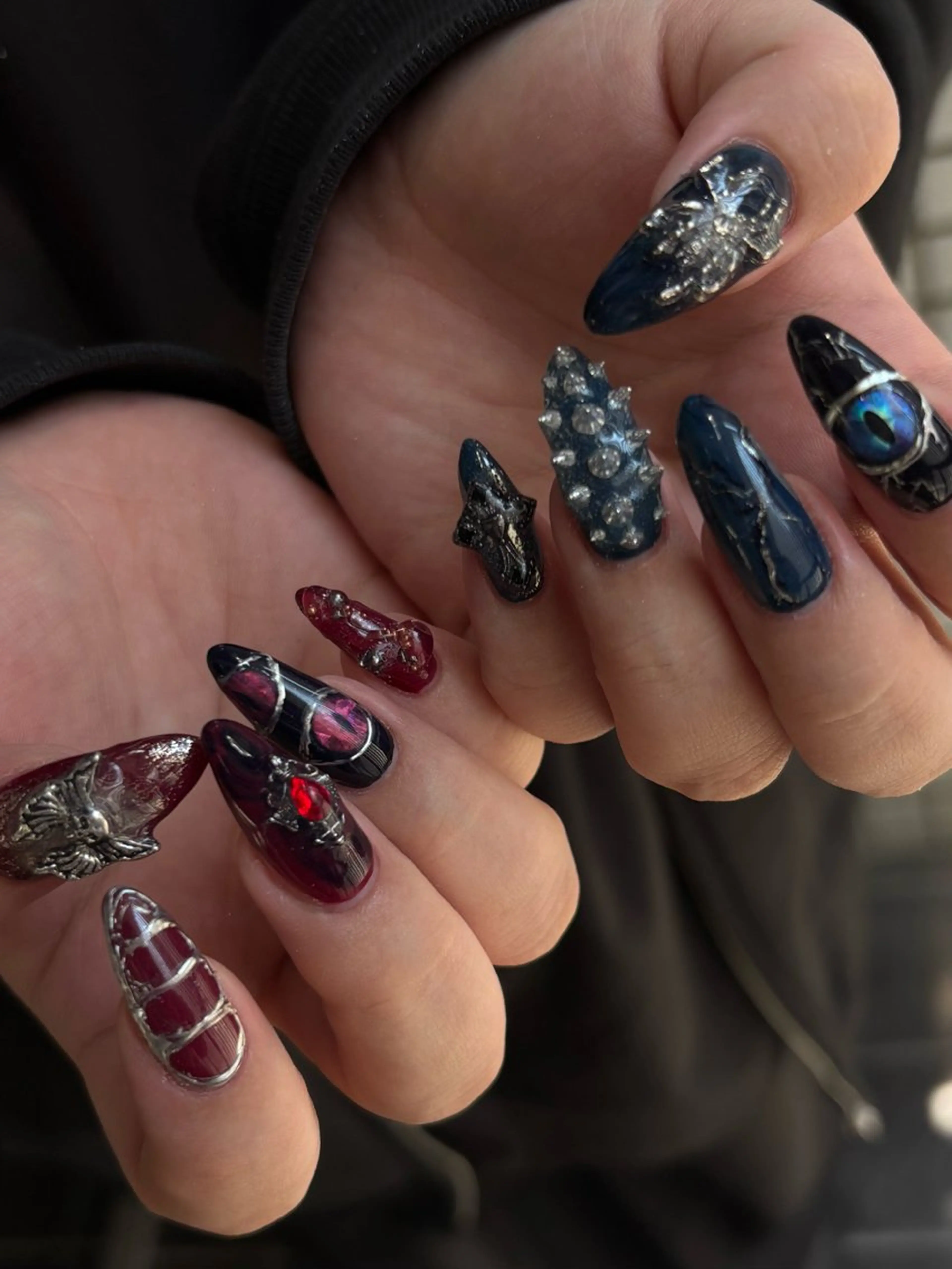 ネイル ハンドネイル 🪐富島彩夏 /海外nail🪐のネイルデザイン