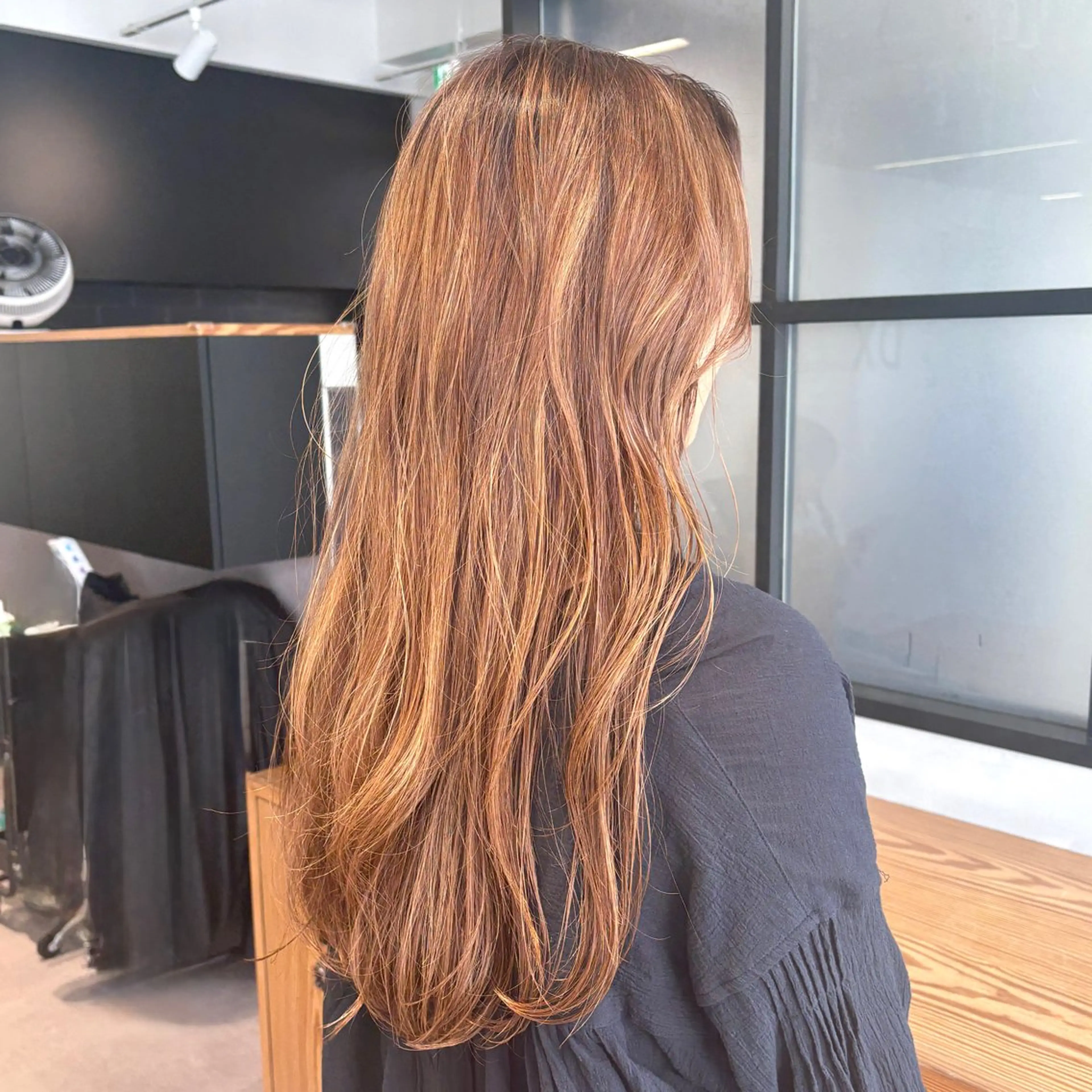 ロング カラー ベージュカラー ハイライトカラー ハイライト カット ヘアカラー トリートメント DX SHARE SALON所属・matka白髪ぼかし 大人ヘア/KEIKOのヘアスタイル