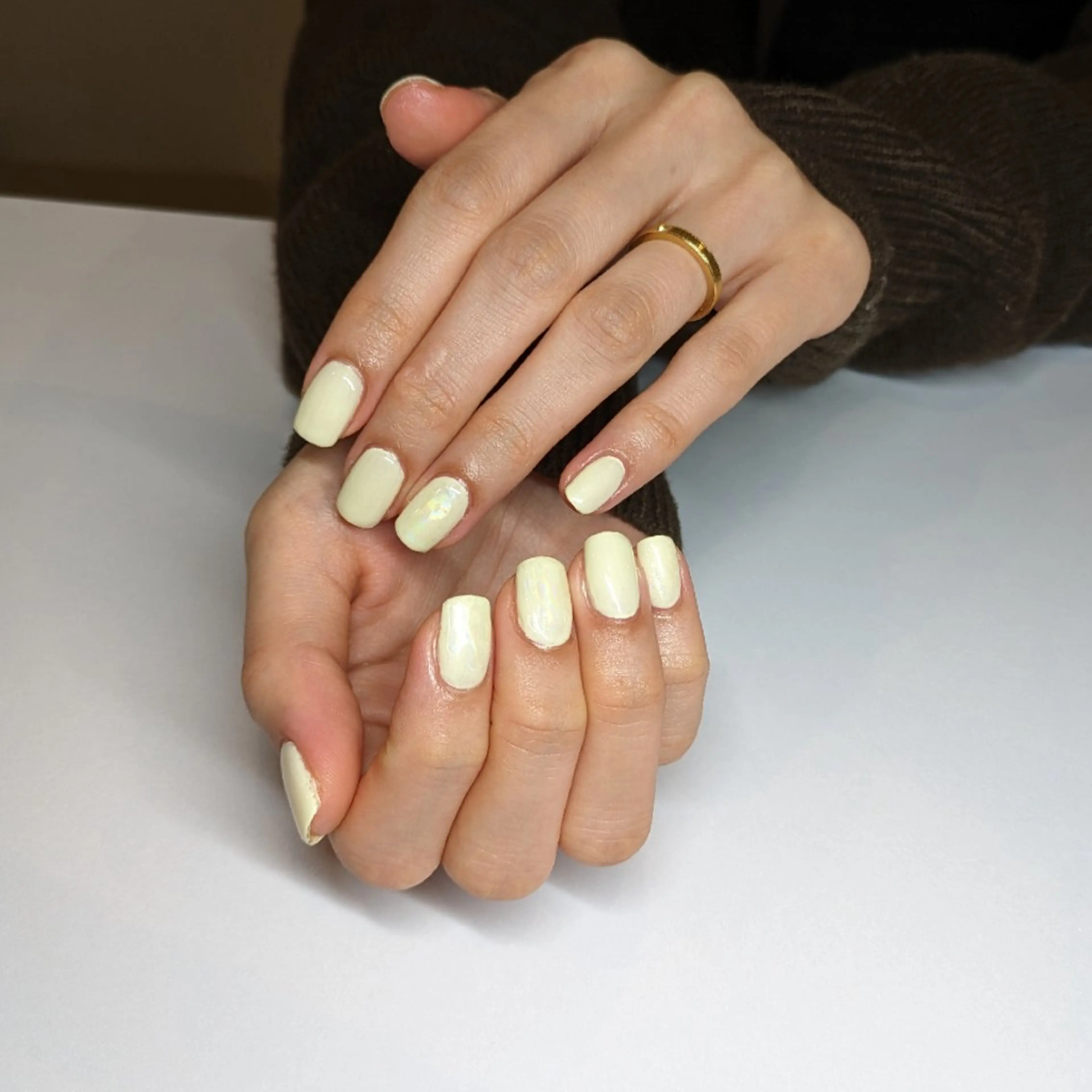 ネイル ワンカラーネイル LCD URARAのネイルデザイン