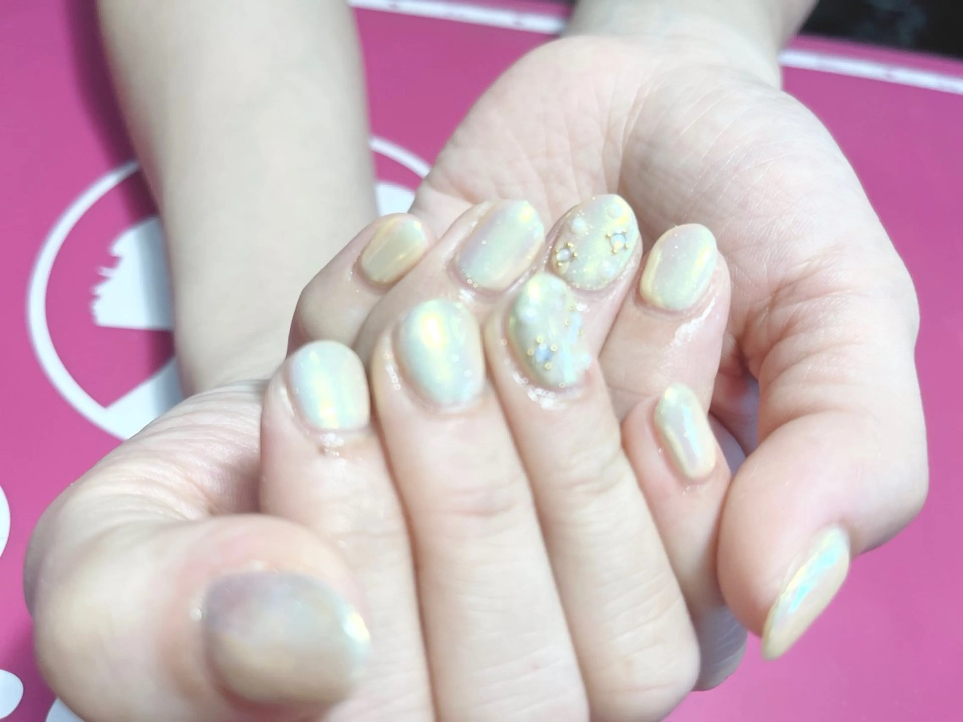 ネイル ハンドネイル 高山 歩美のネイルデザイン