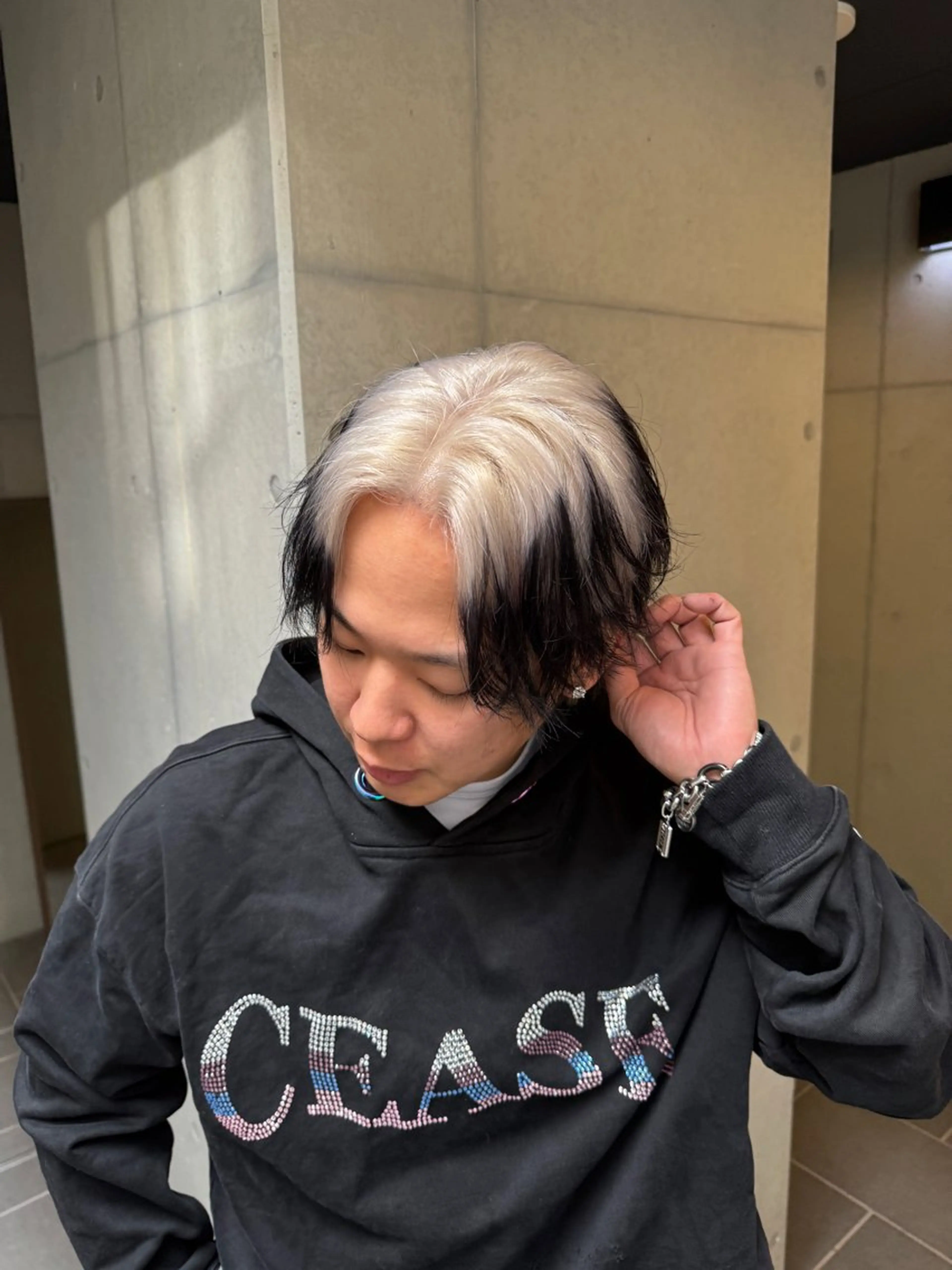 ショート カラー メンズ カット ヘアカラー だいち/ブリーチ/ レイヤーカットのヘアスタイル