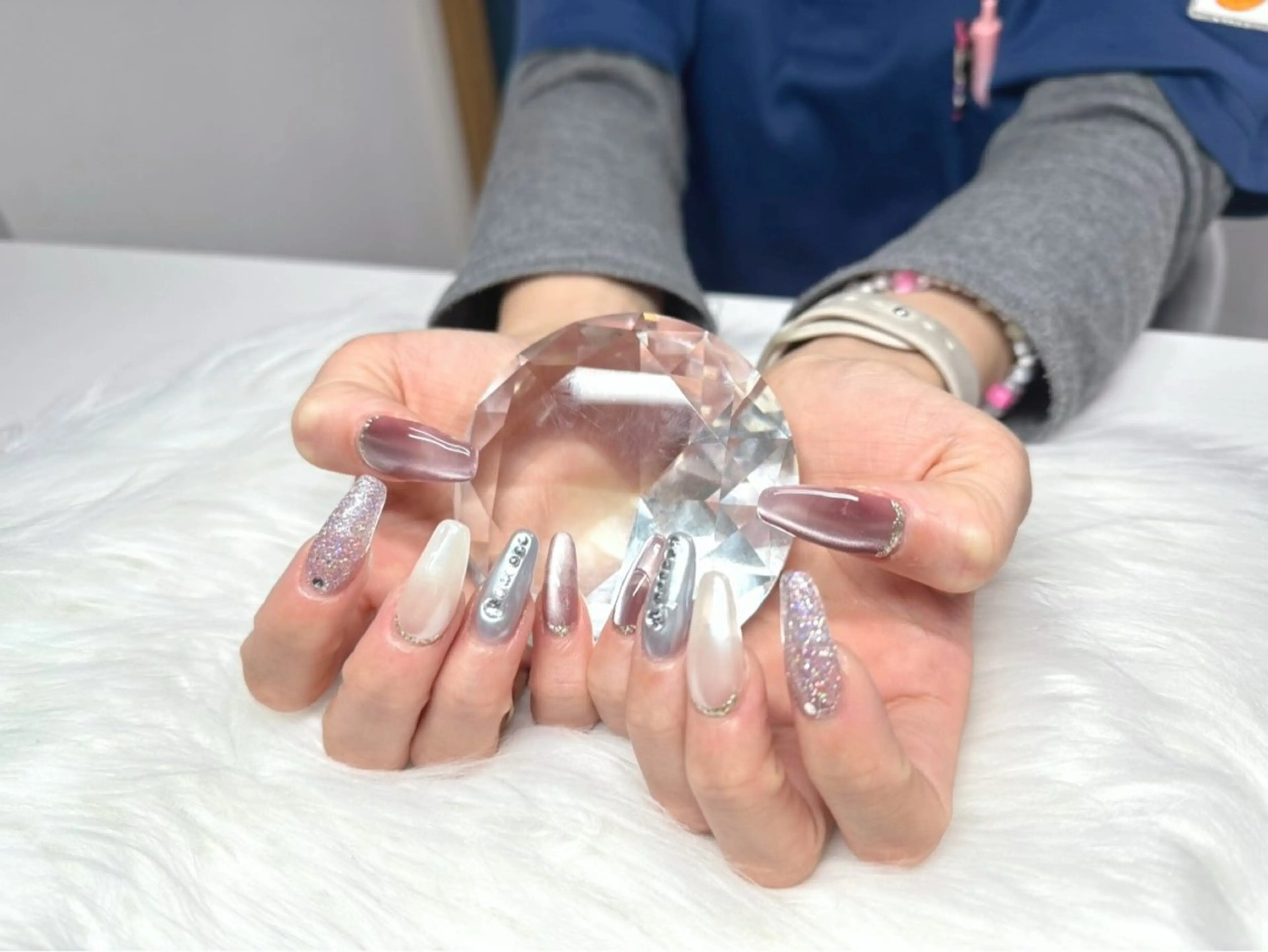 ネイル Ravie nail Nのネイルデザイン