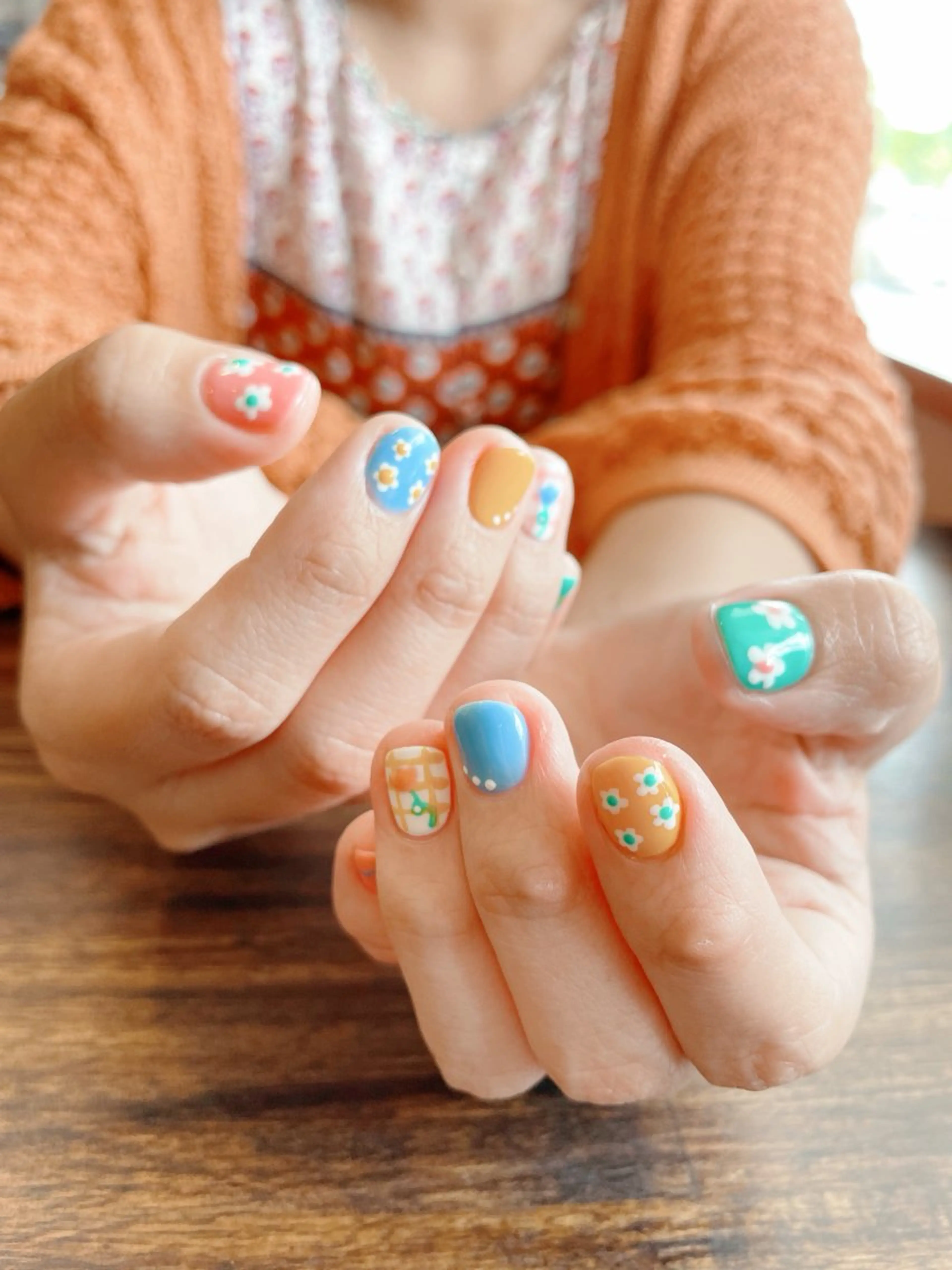 ネイル ハンドネイル フットネイル söpö nail nonのネイルデザイン