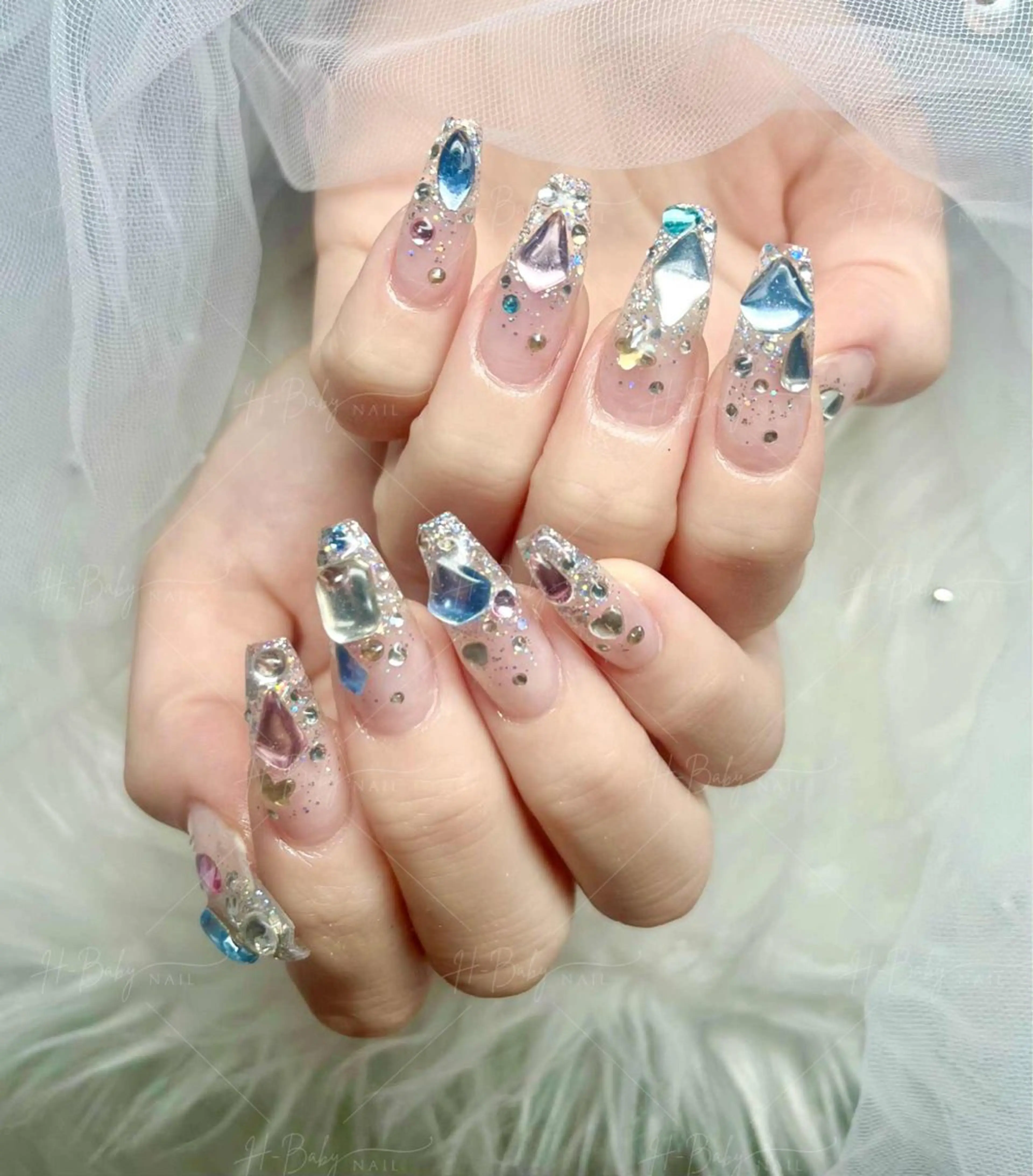 ネイル フレンチネイル ジェルネイル ハロウィン キラキラネイル 韓国ネイル H.baby Nail Salonのネイルデザイン