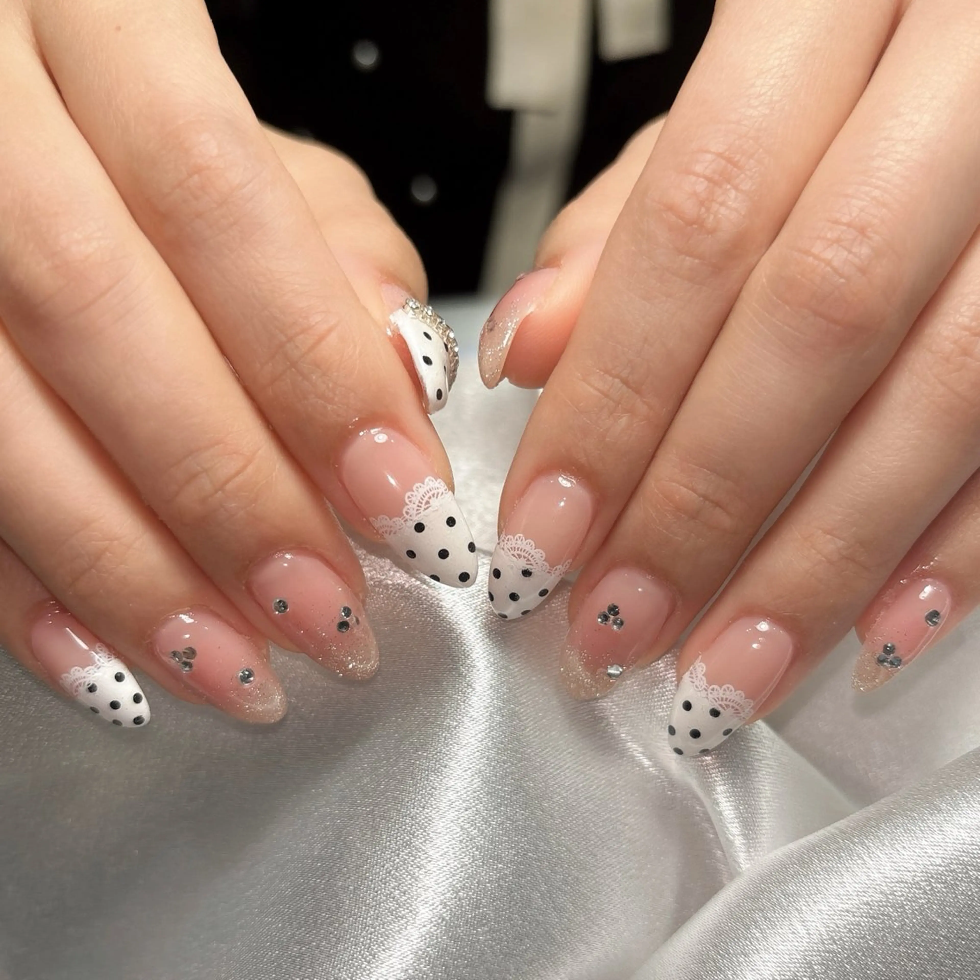 ミディアム 韓国ガーリー🎀 岐南🤍ななみのネイルデザイン